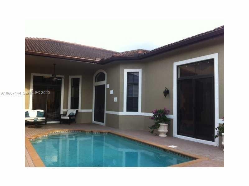 HARBOUR LAKES ESTATES - Residential