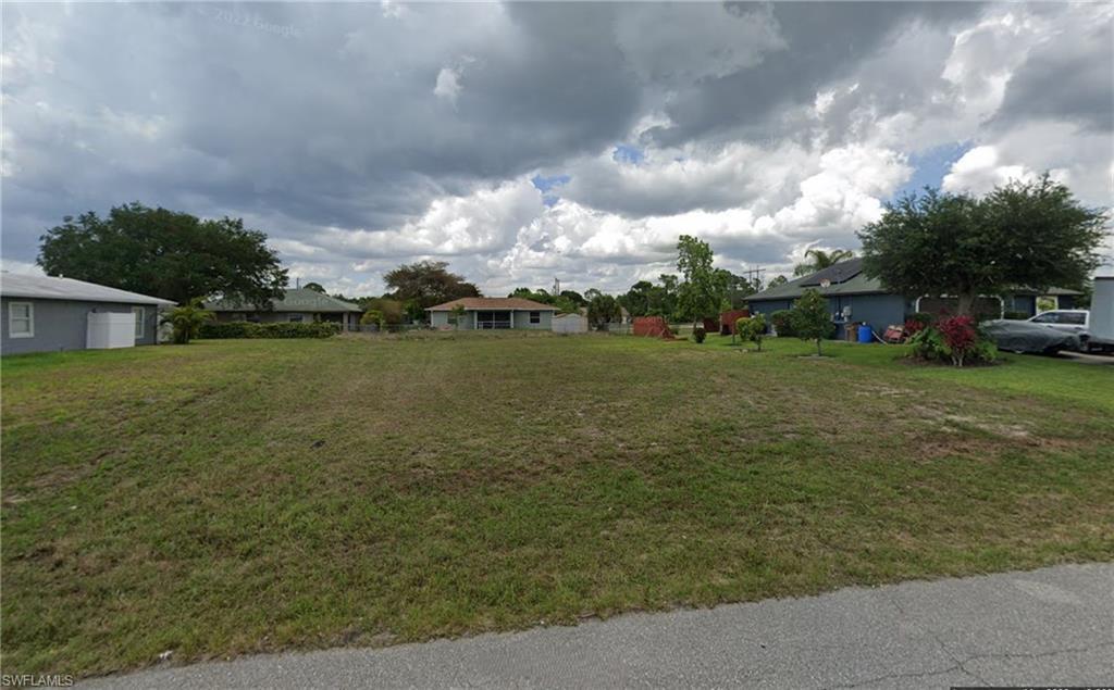 CAPE CORAL - Land
