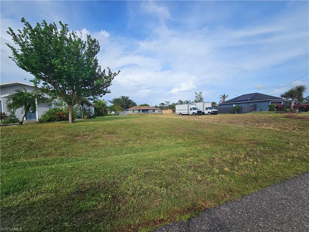 CAPE CORAL - Land