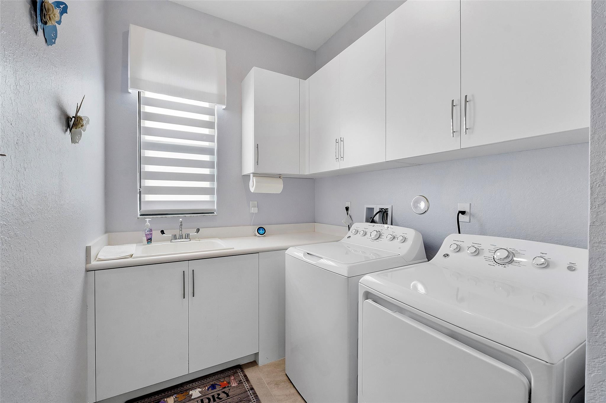 PARKLAND BAY - Residential