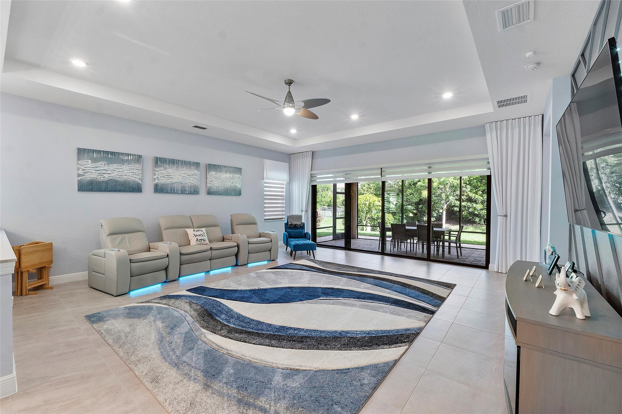 PARKLAND BAY - Residential