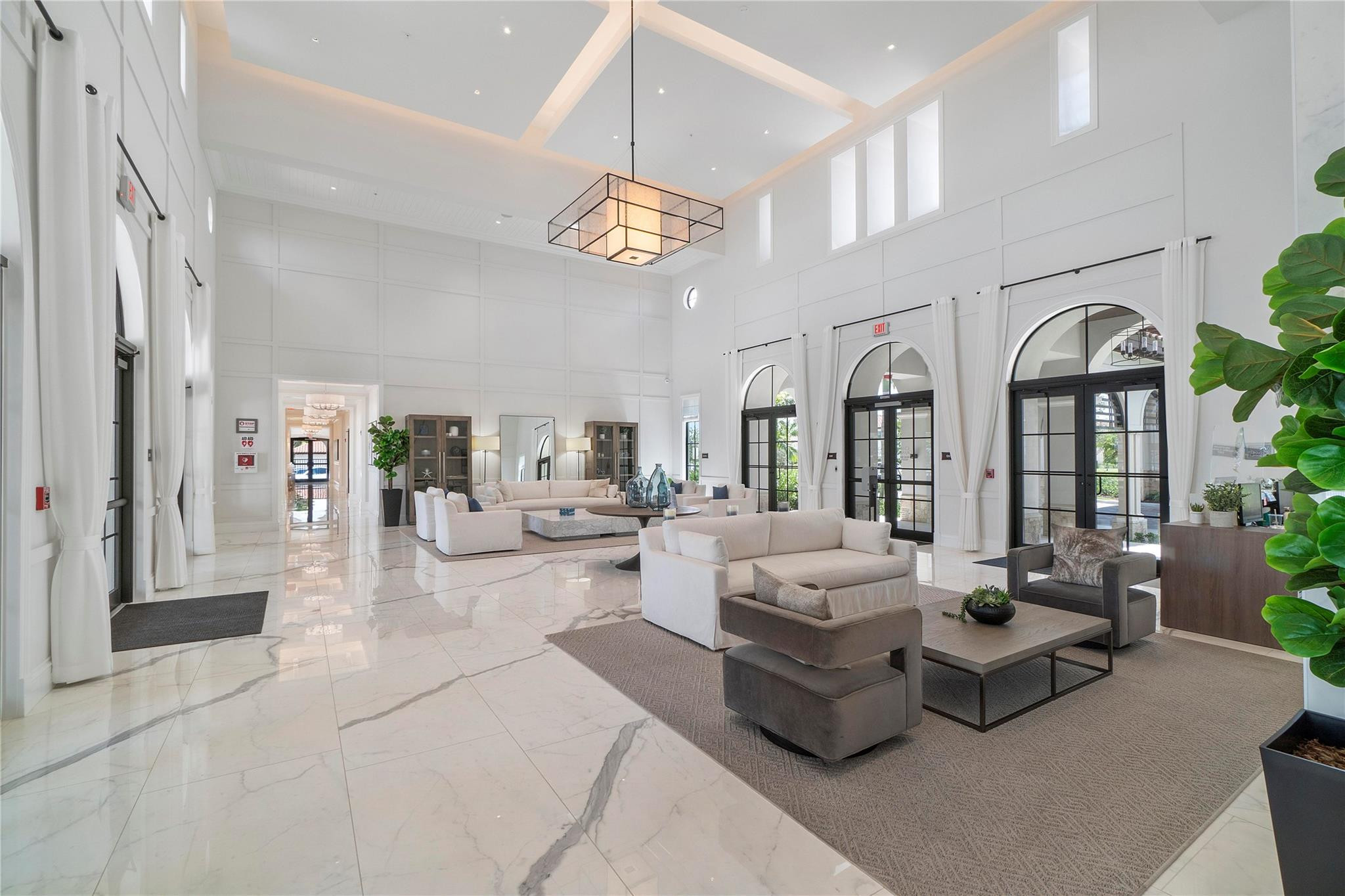PARKLAND BAY - Residential