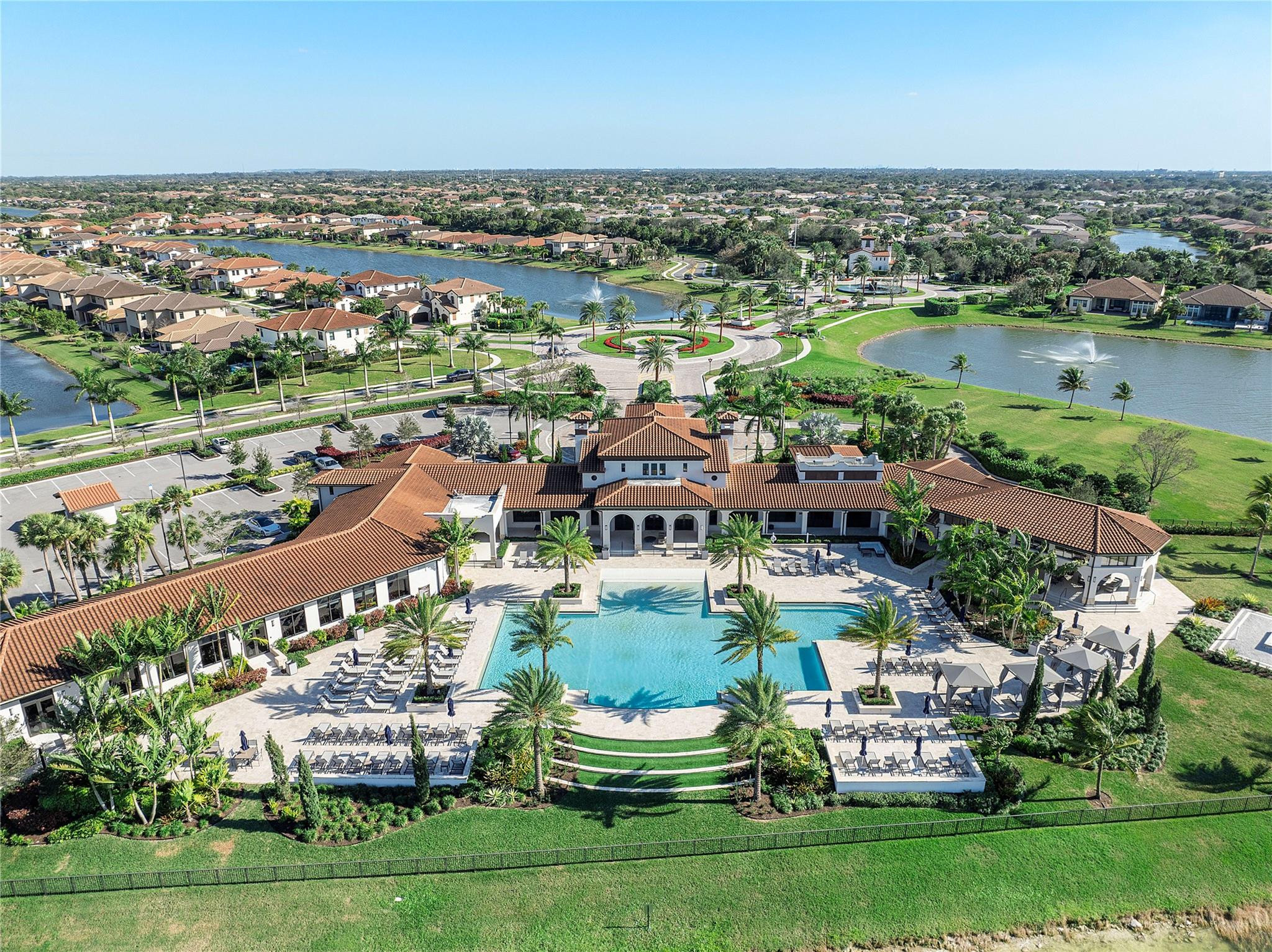 PARKLAND BAY - Residential