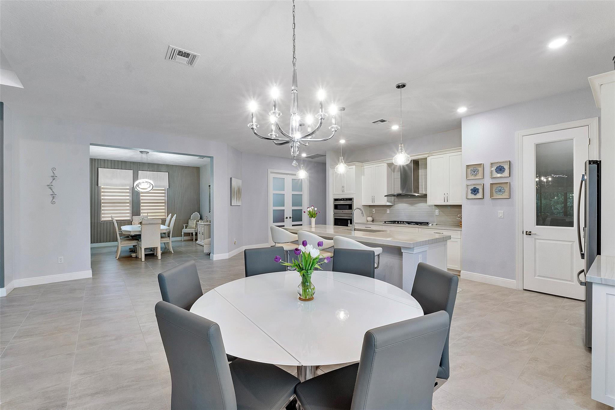 PARKLAND BAY - Residential