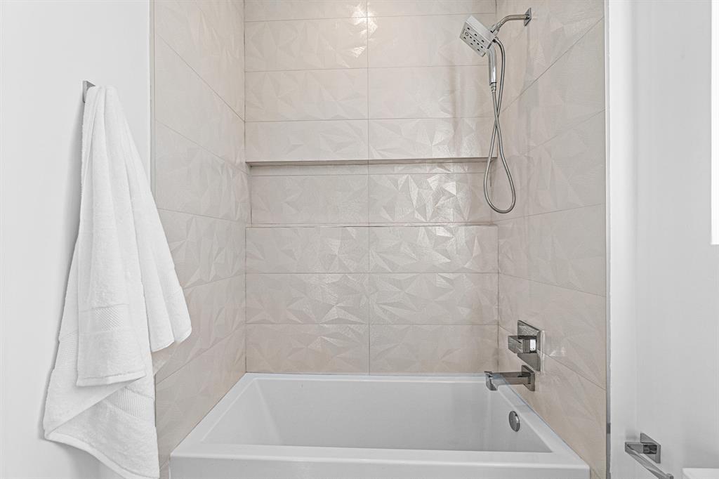 BOCA RATON RIVIERA - Residential