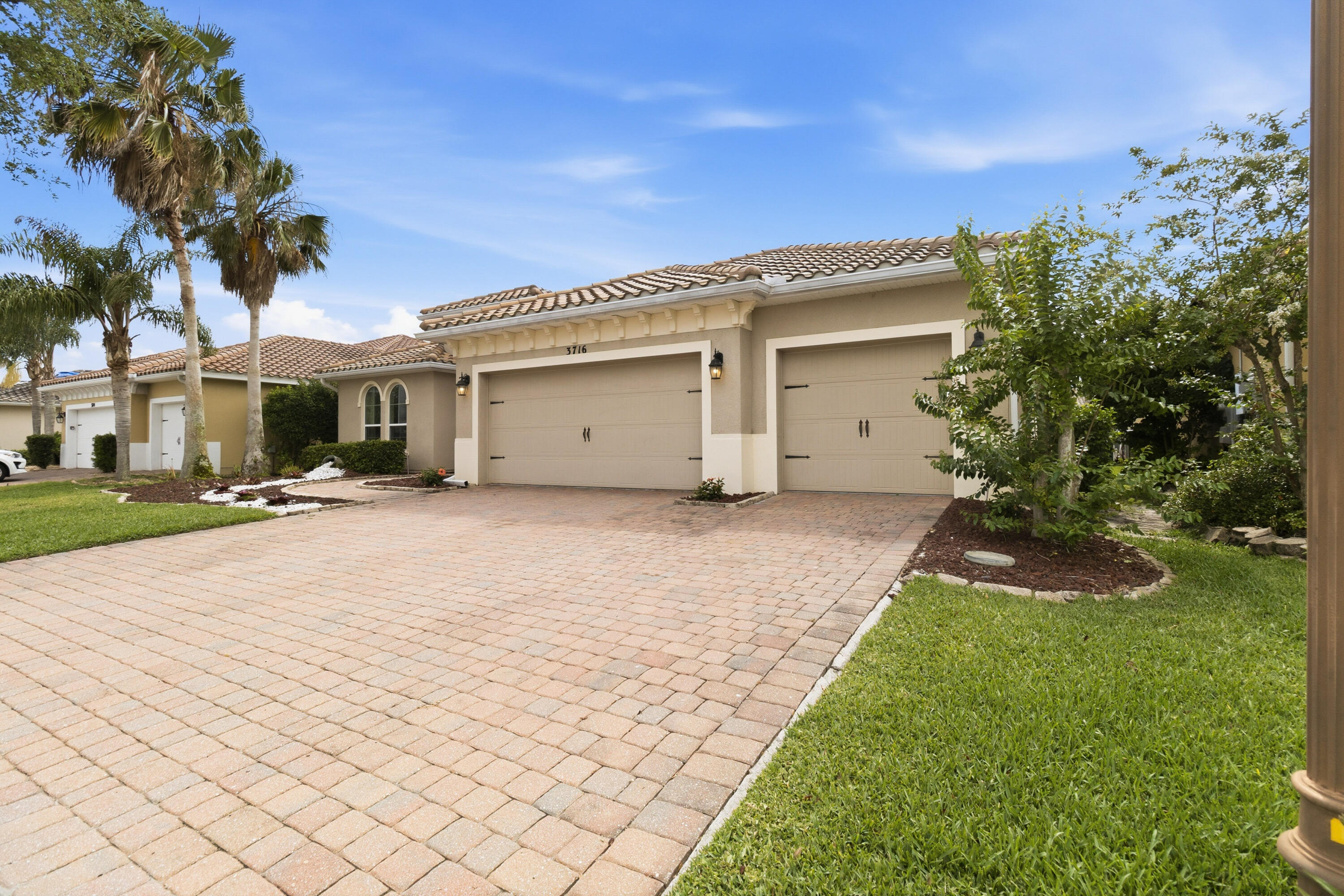 BELLALAGO PH 5 `O` - Residential