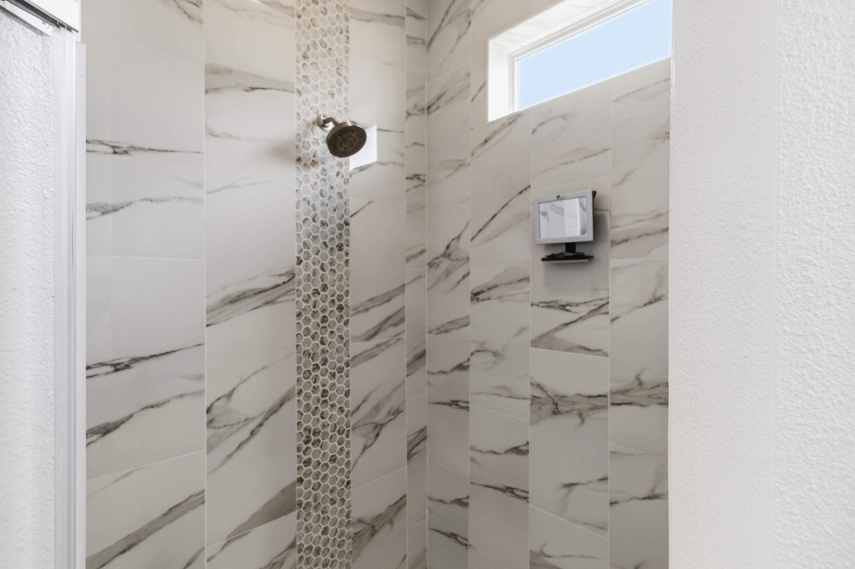 BELLALAGO PH 5 `O` - Residential