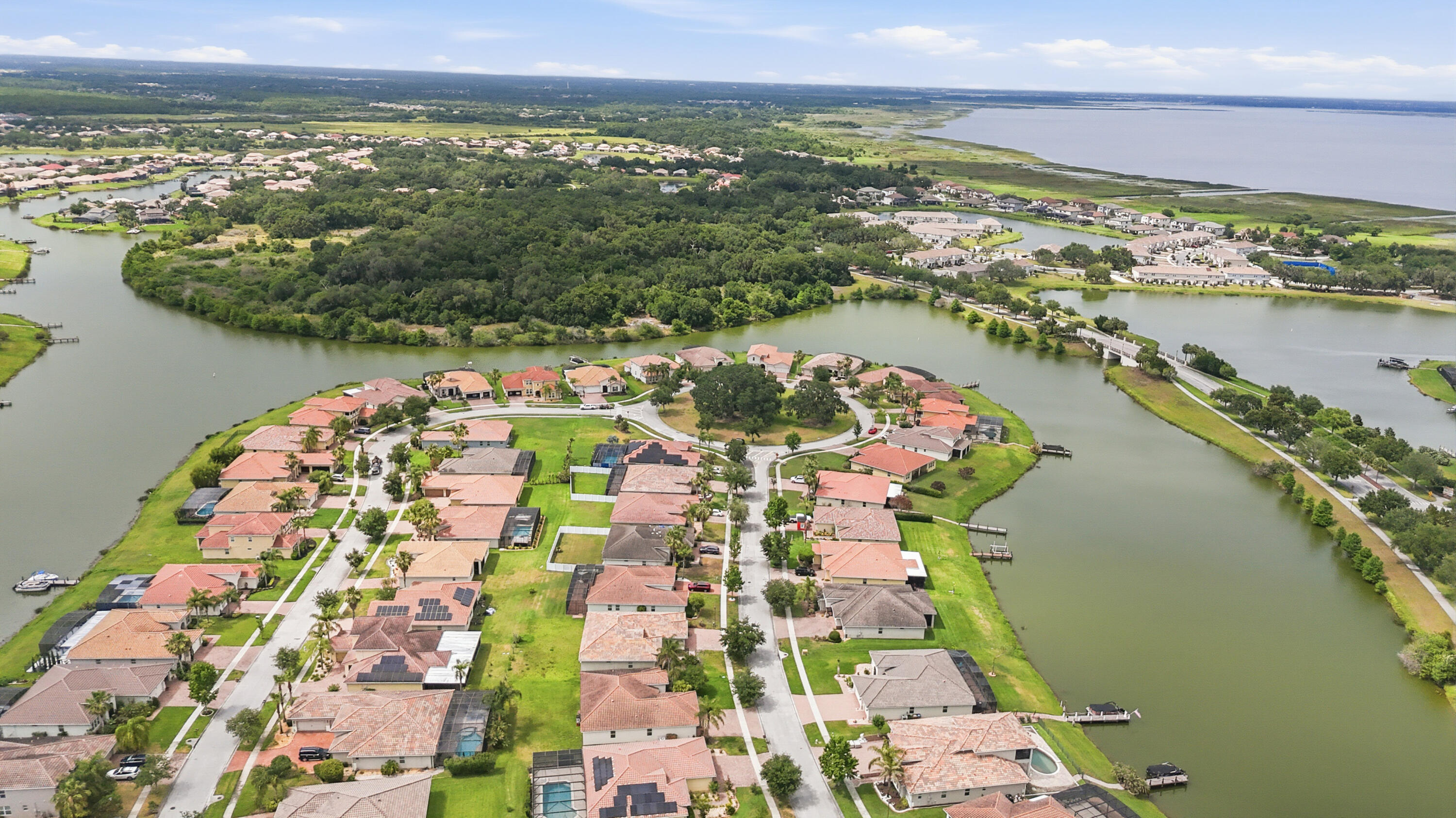 BELLALAGO PH 5 `O` - Residential