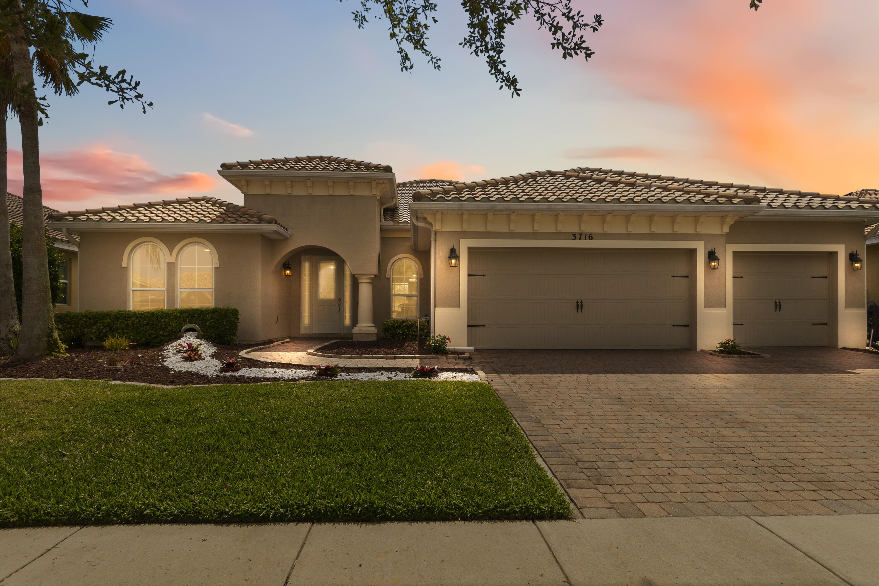 BELLALAGO PH 5 `O` - Residential