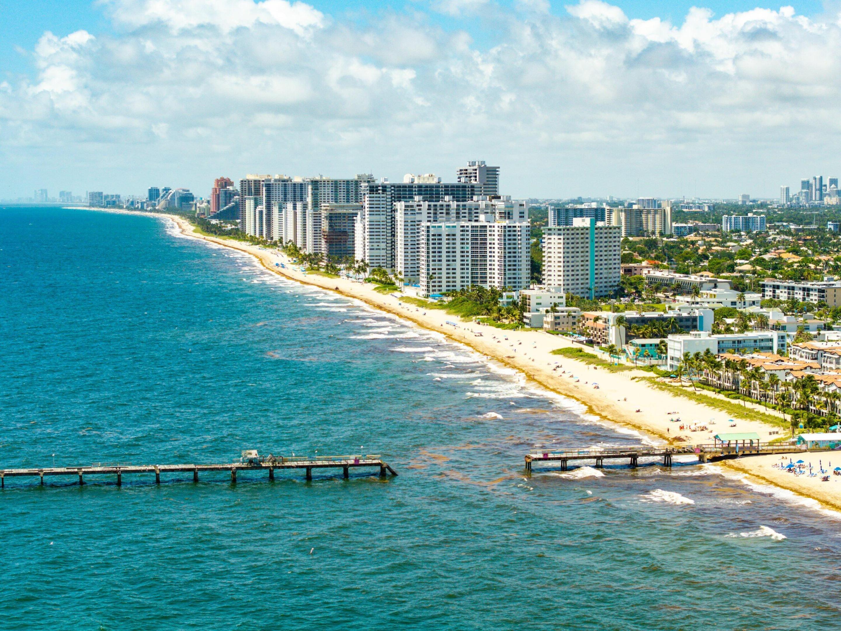 VILLAS BY THE SEA 2 CONDO - Residential