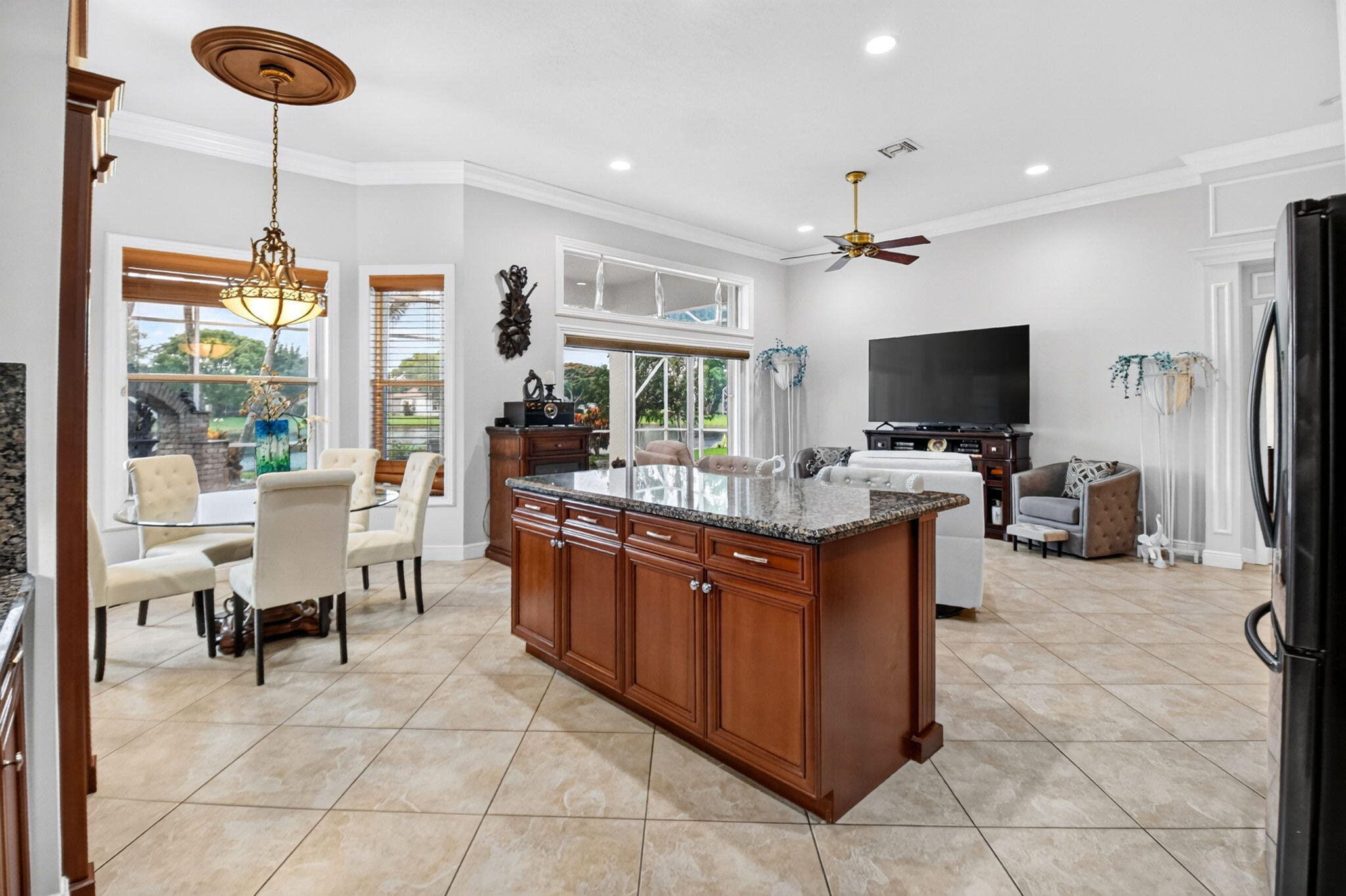 TOWNE PARK TR J - Residential
