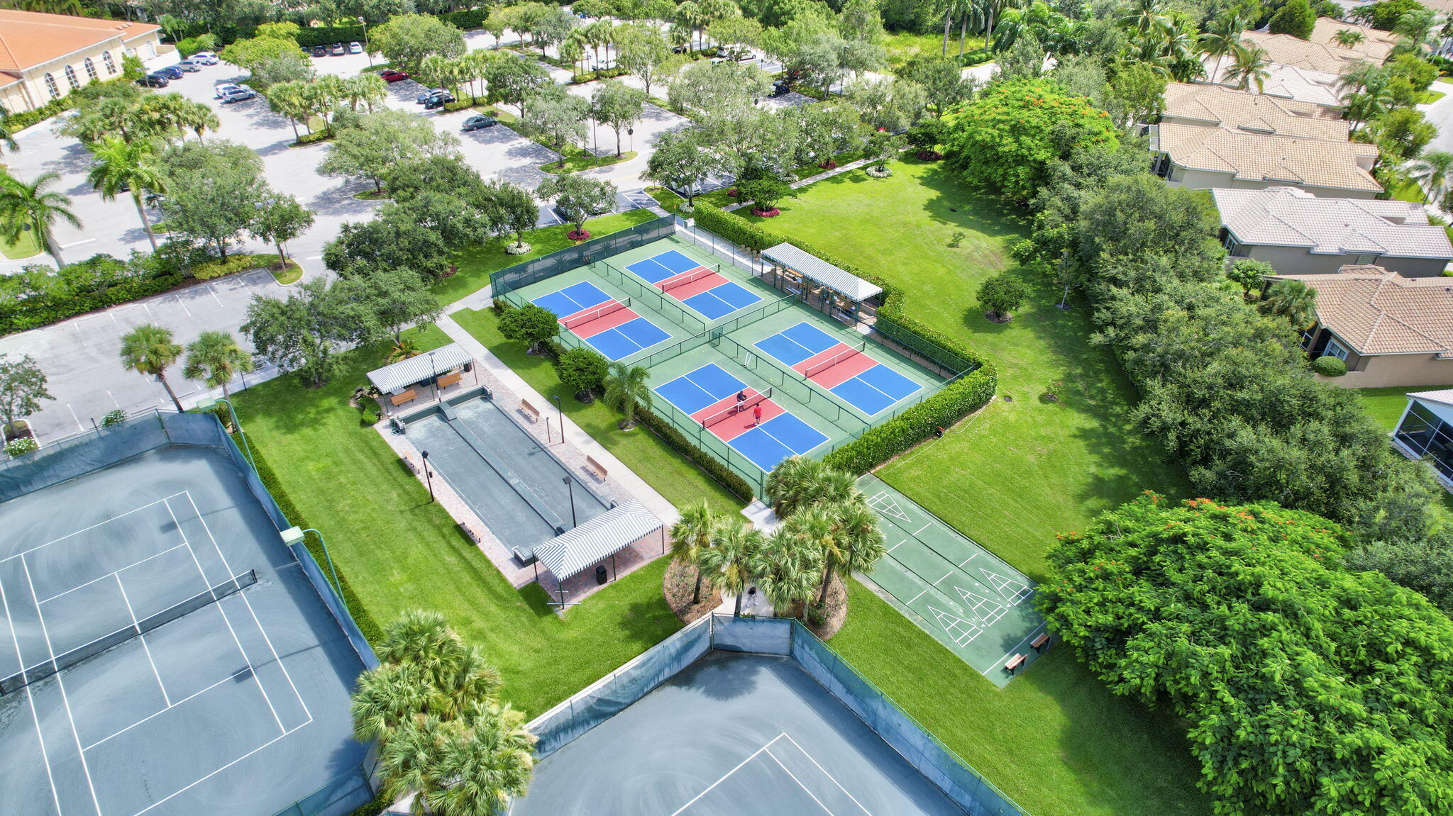 TOWNE PARK TR J - Residential