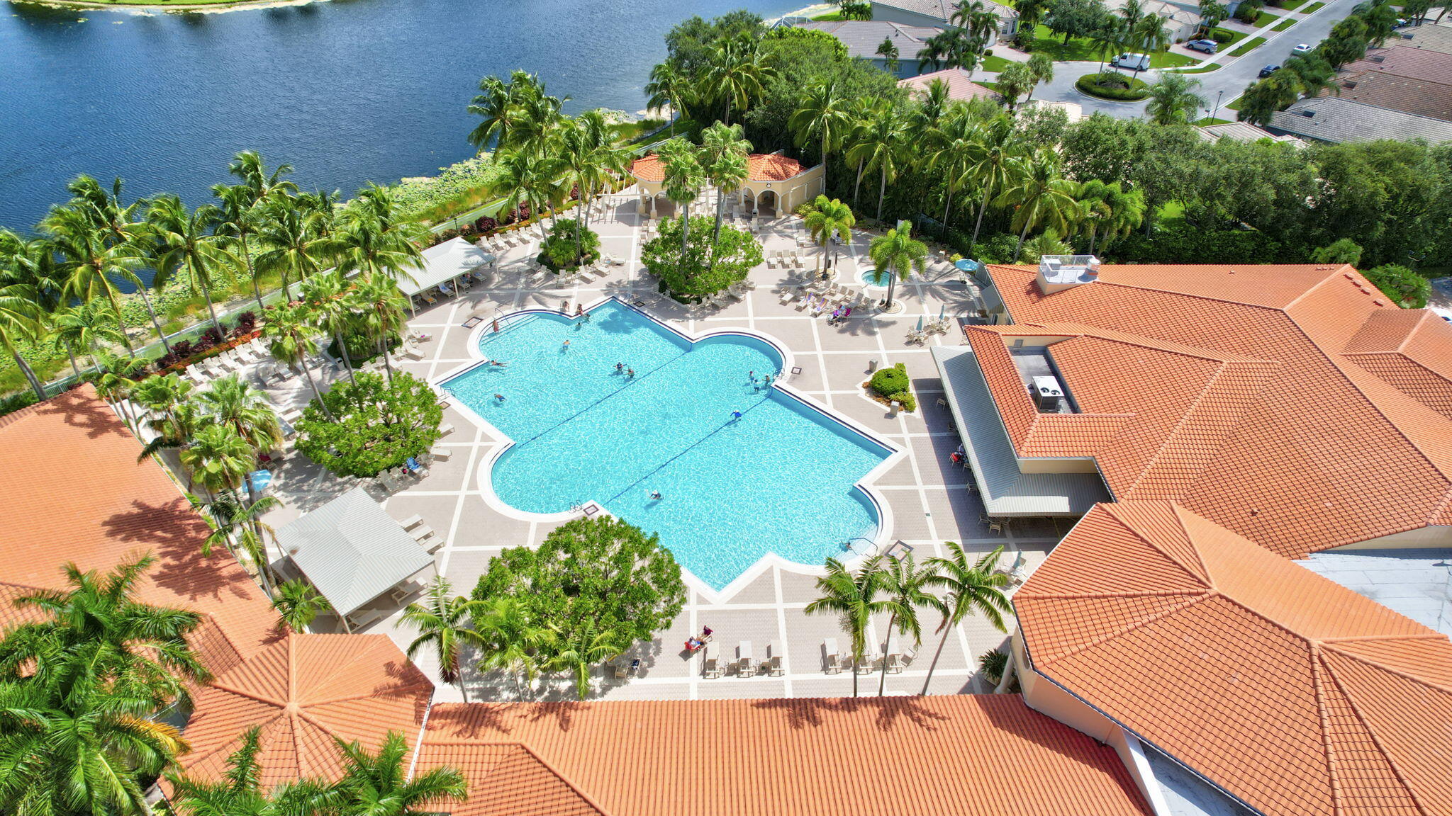 TOWNE PARK TR J - Residential