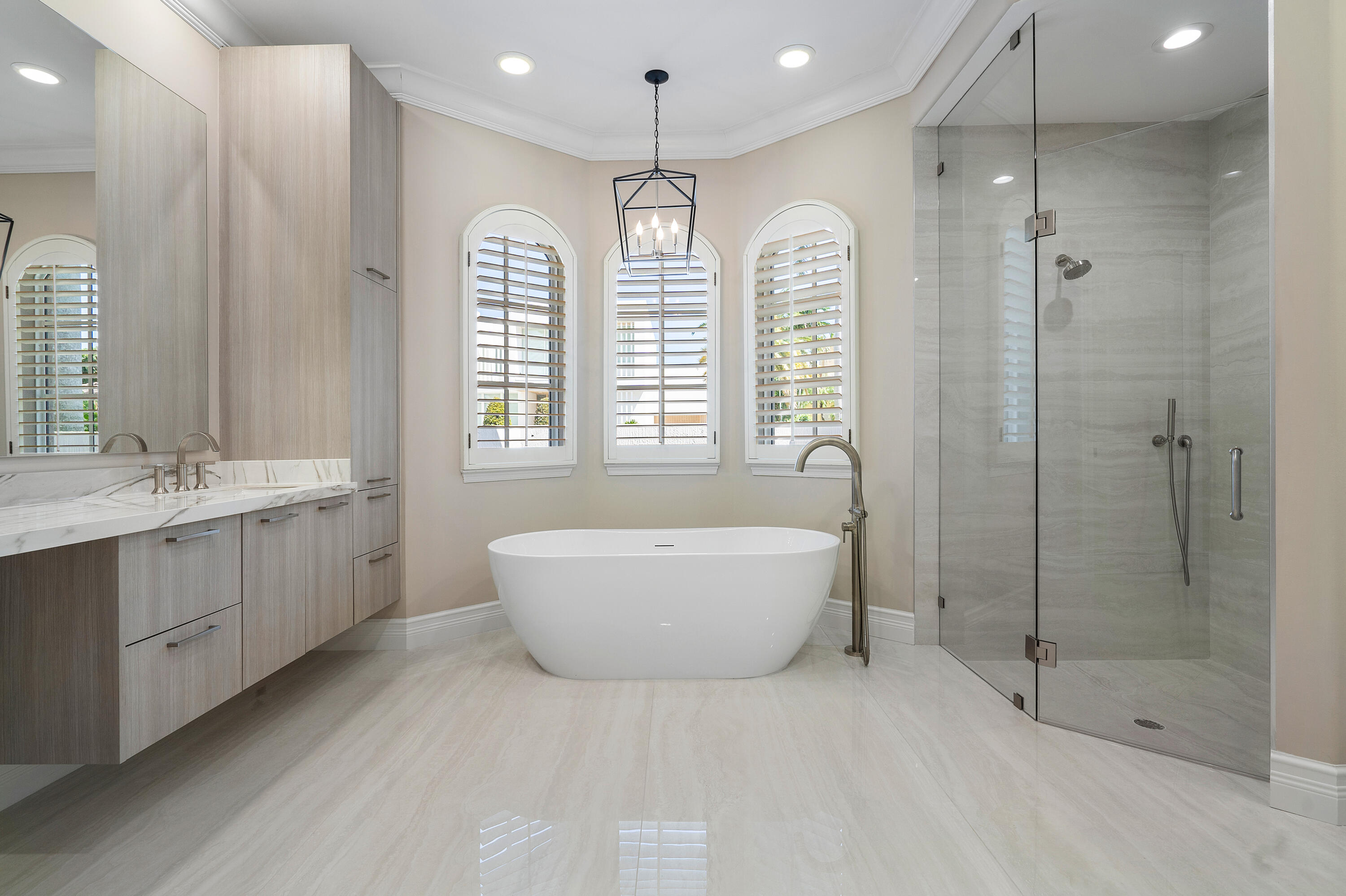 ROYAL PALM YACHT & COUNTRY CLUB - Residential