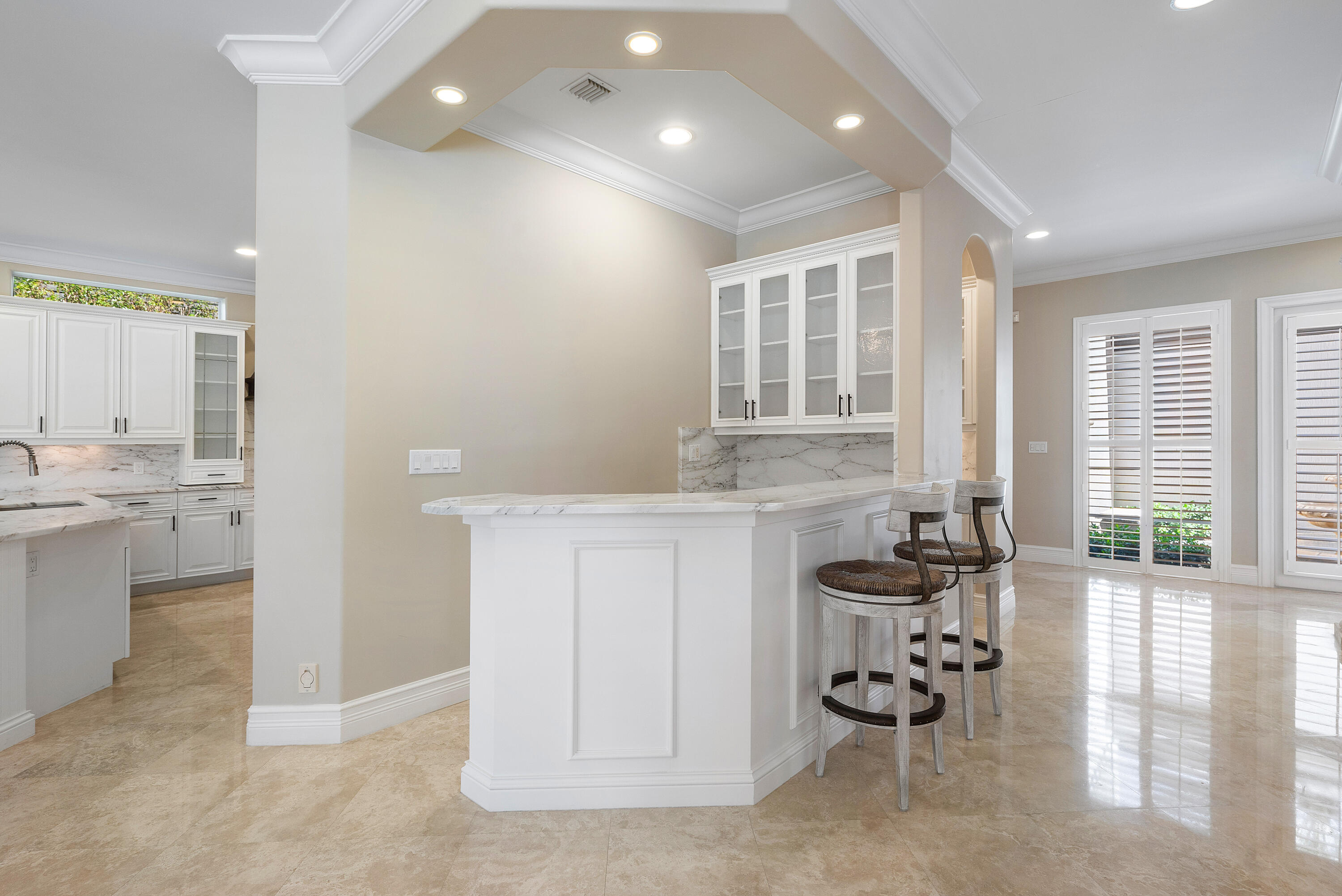 ROYAL PALM YACHT & COUNTRY CLUB - Residential