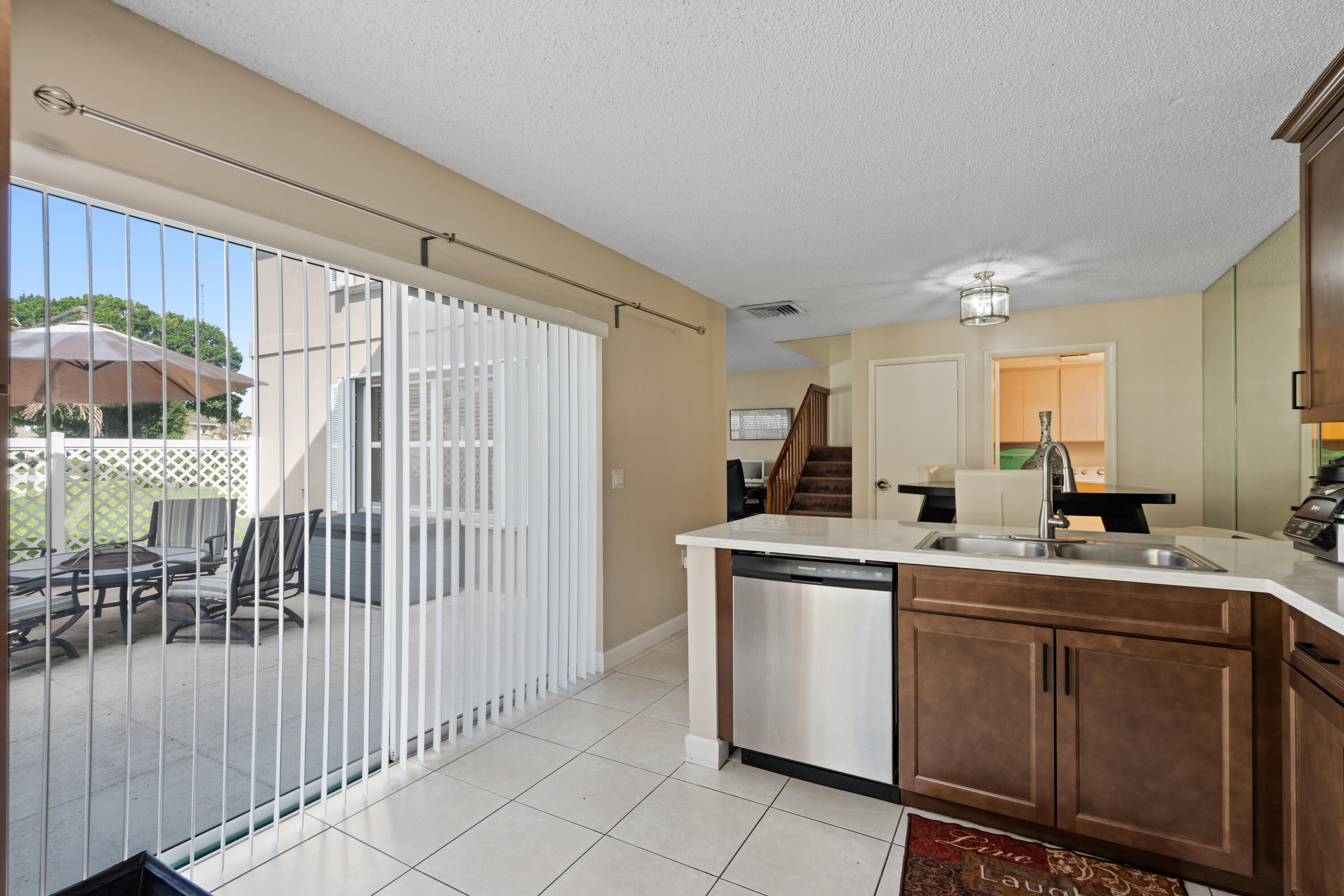 STAMFORD AT SUNSET TRACE (AKA MARTIN DOWNS PLAT 36 - Residential