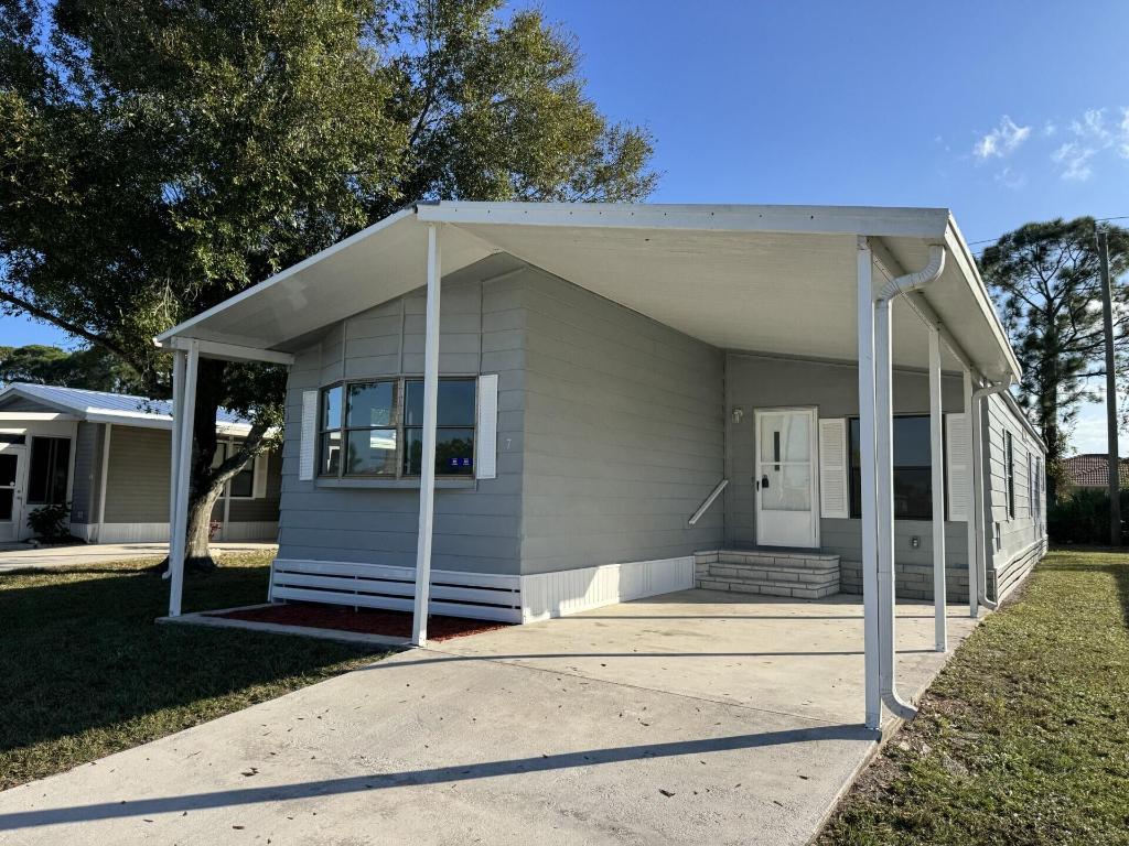 Spanish Lakes Country Club Village - Residential