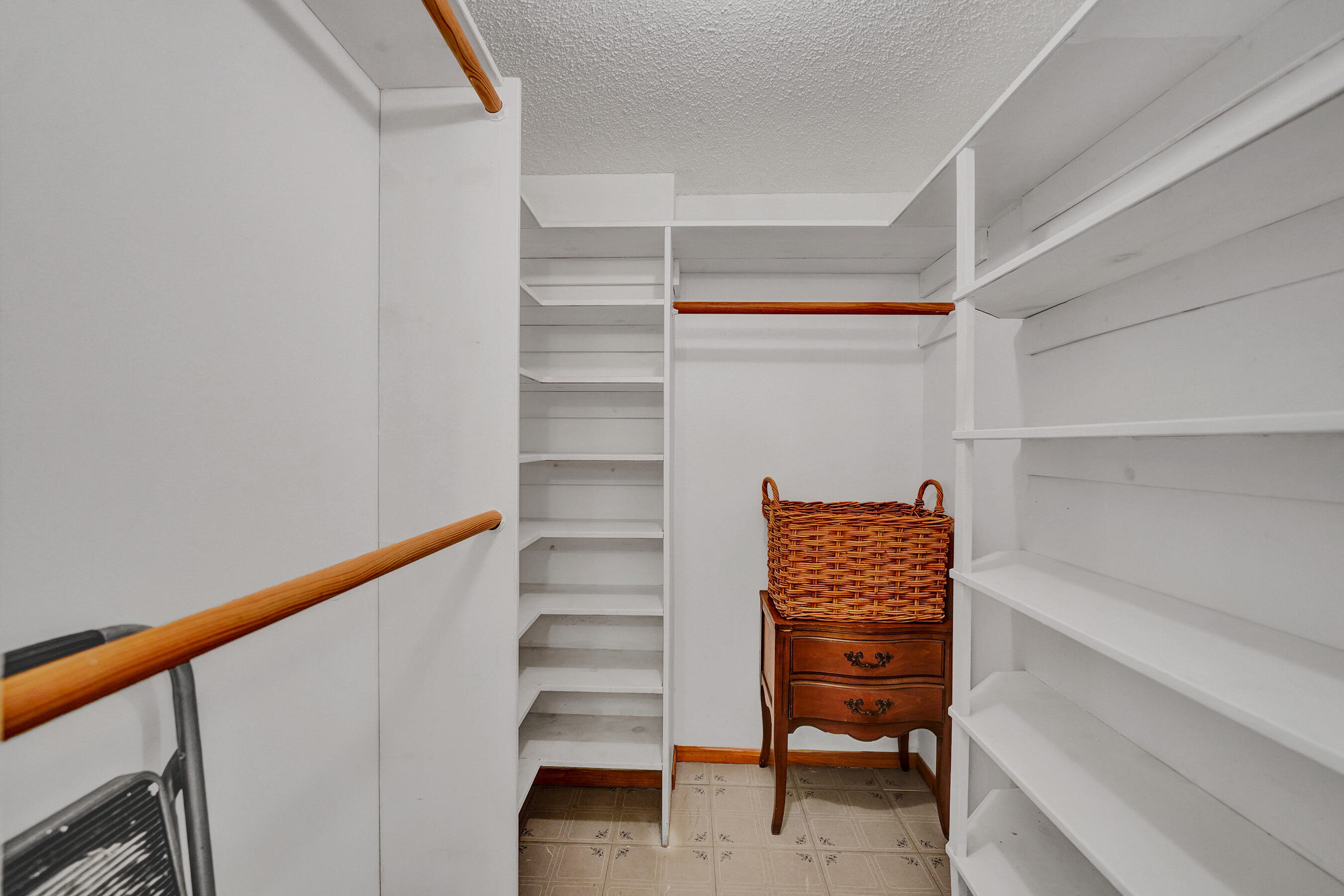 POINCIANA 7 OF PINE ISLAND RIDGE - Residential Lease