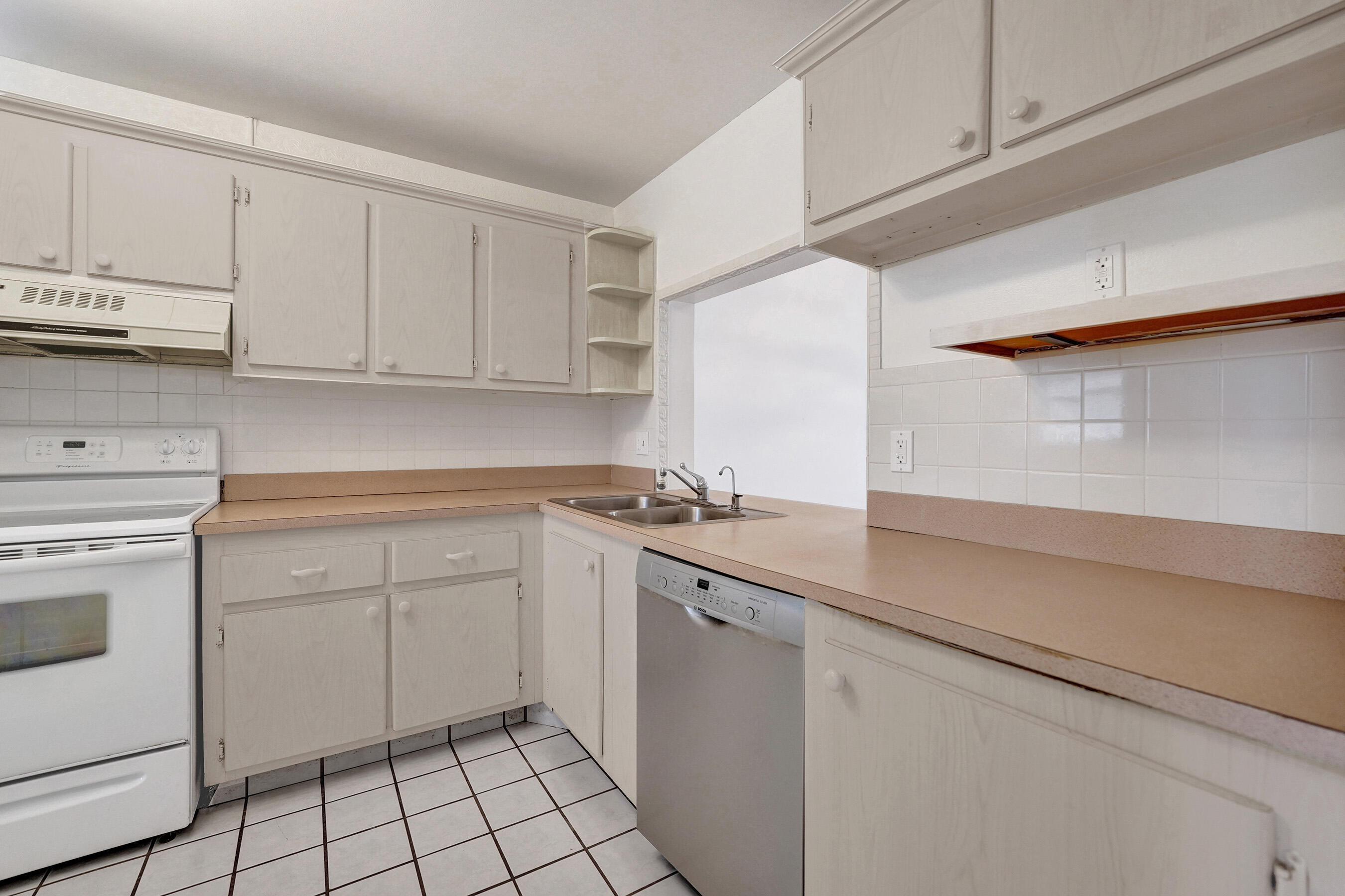 POINCIANA 7 OF PINE ISLAND RIDGE - Residential Lease