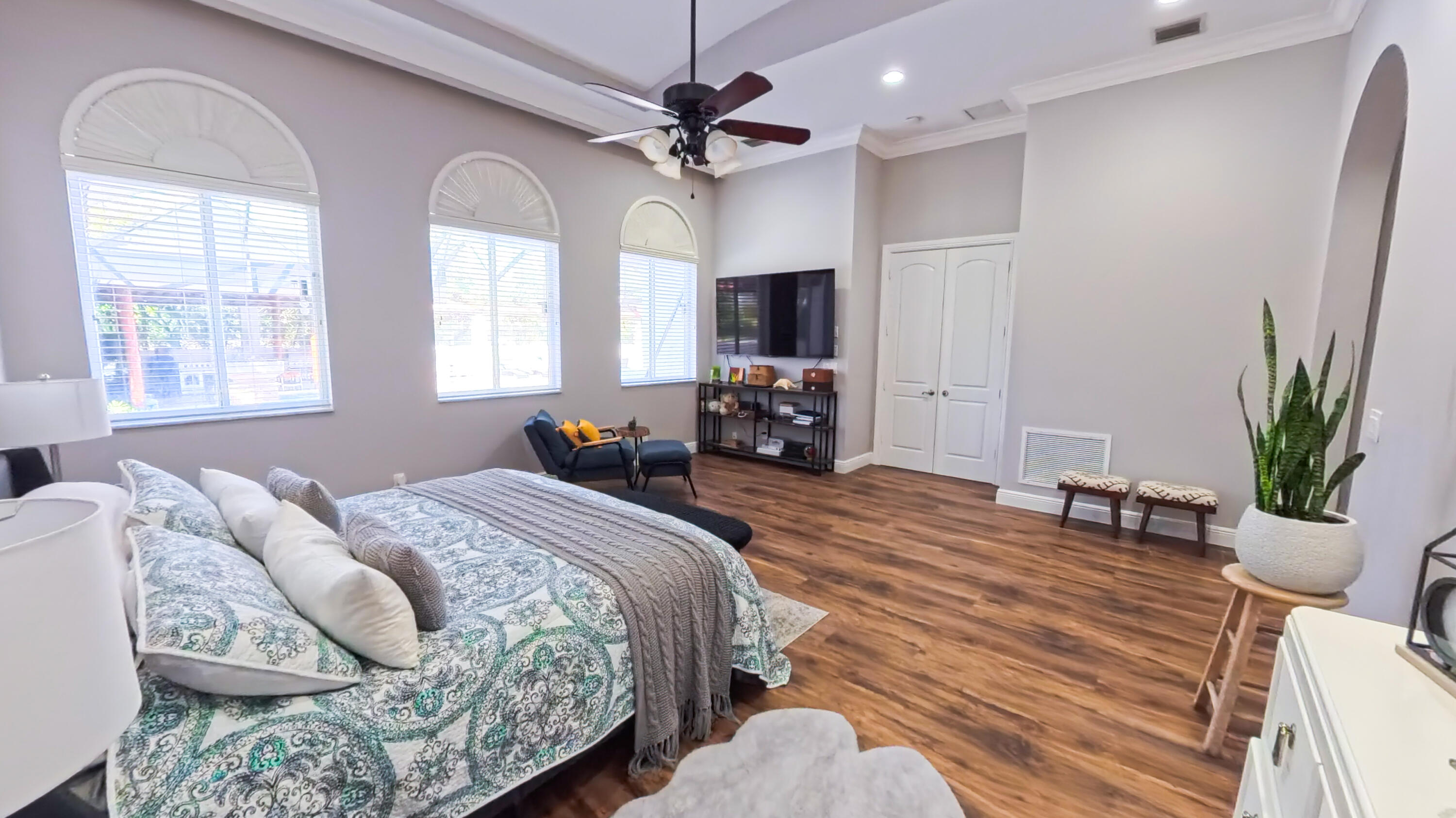 Acreage - Residential