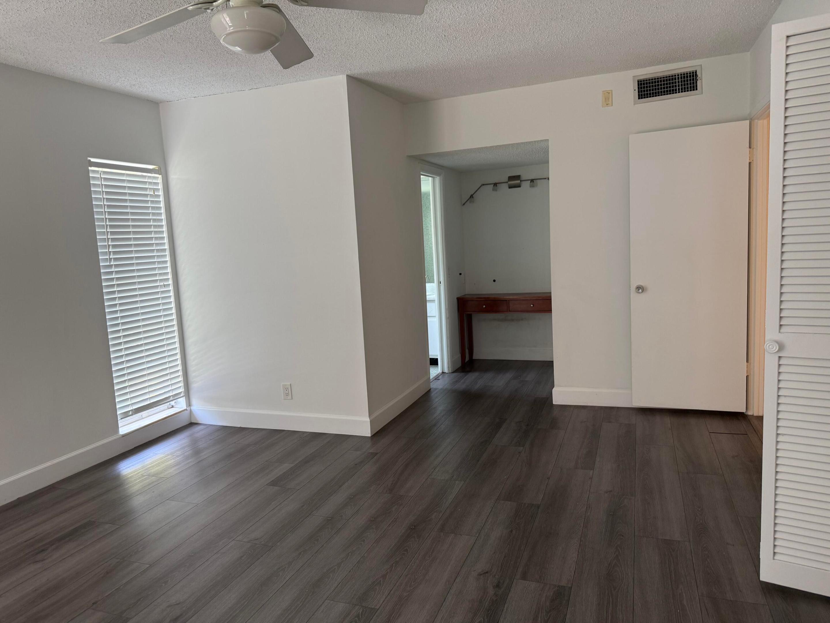 NO 9 PALM-AIRE COUNTRY CLUB - Residential Lease