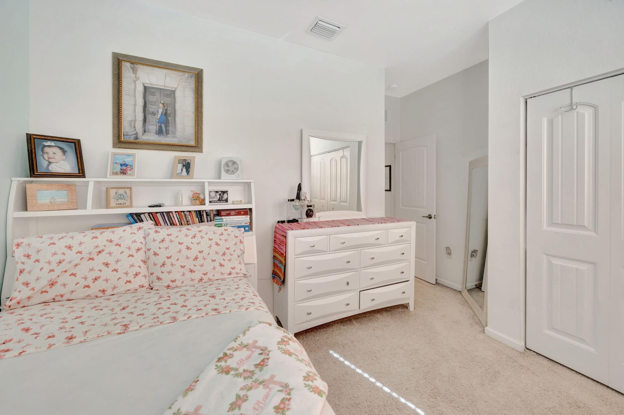 HEMINGWAY POINT - Residential