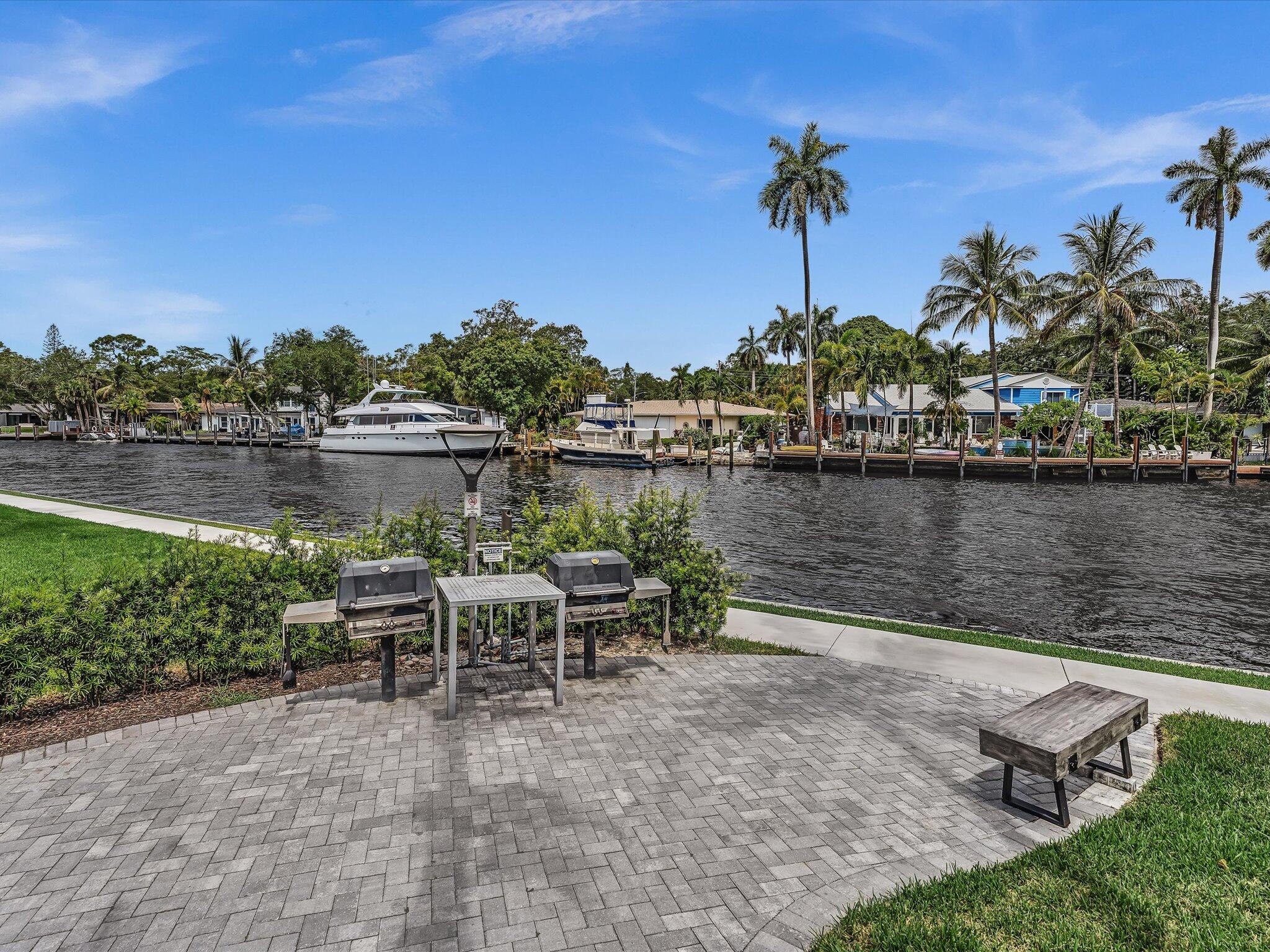 RIVER REACH CONDOMINIUM VI - Residential