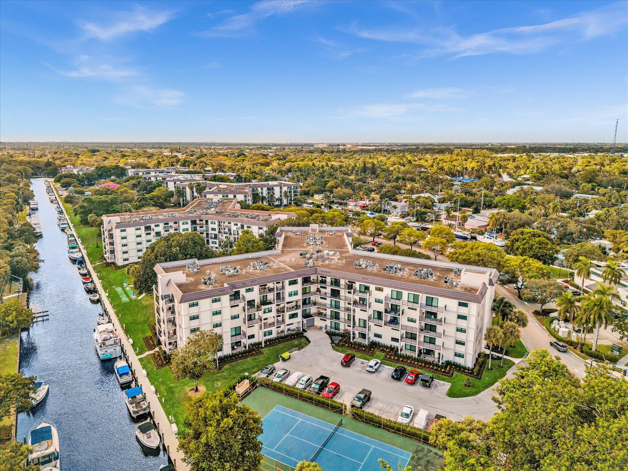 RIVER REACH CONDOMINIUM VI - Residential