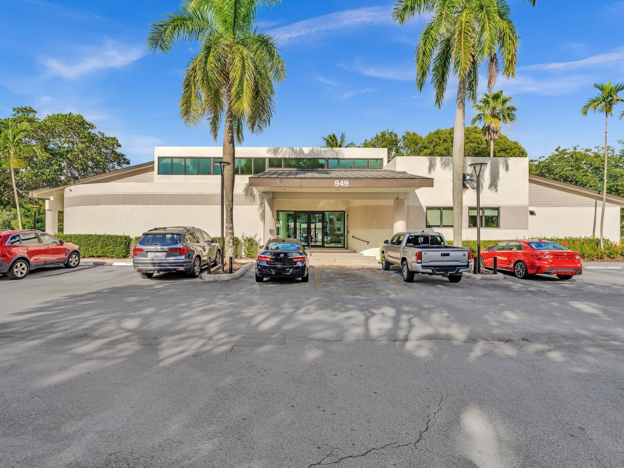 RIVER REACH CONDOMINIUM VI - Residential