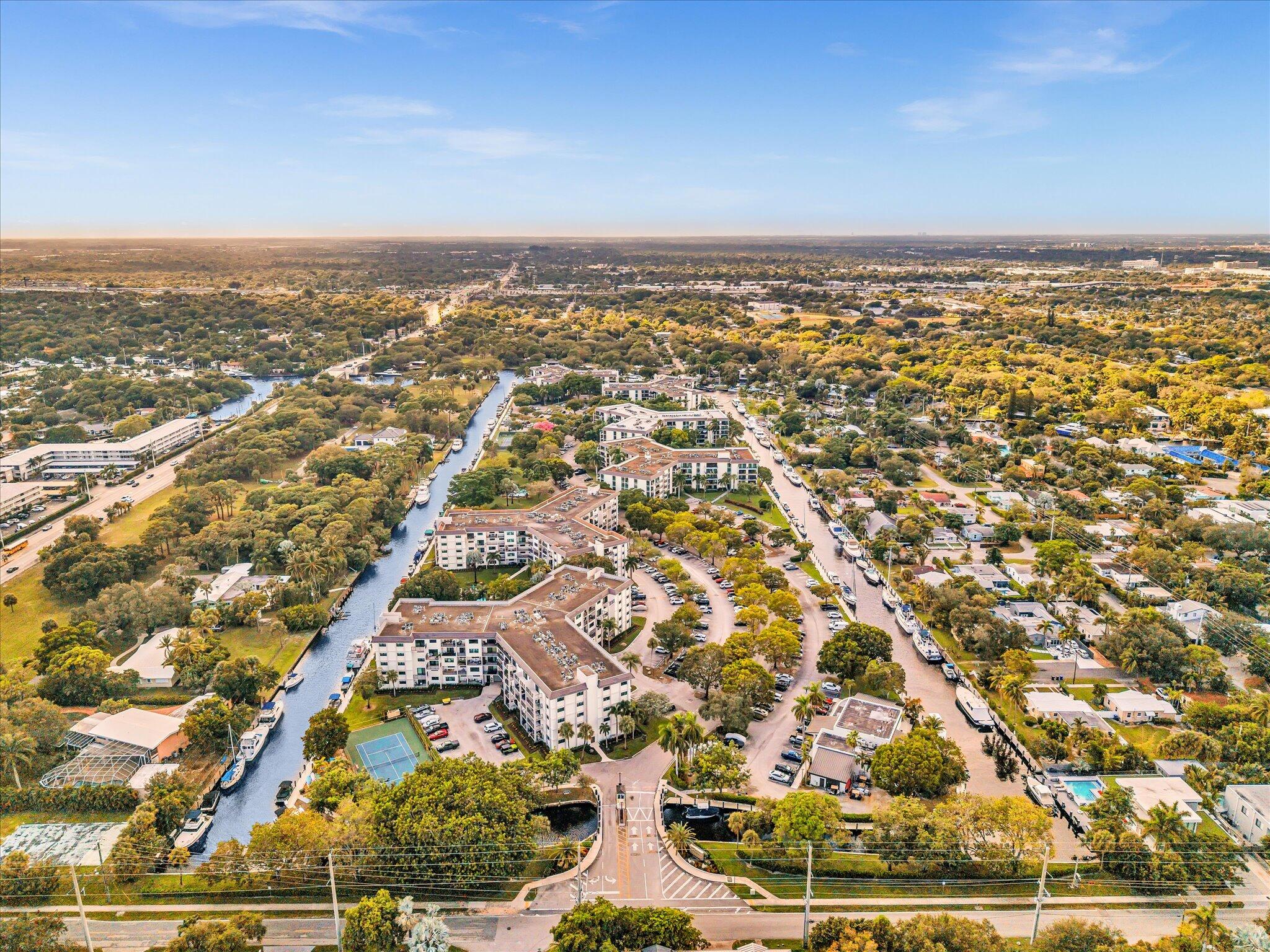 RIVER REACH CONDOMINIUM VI - Residential