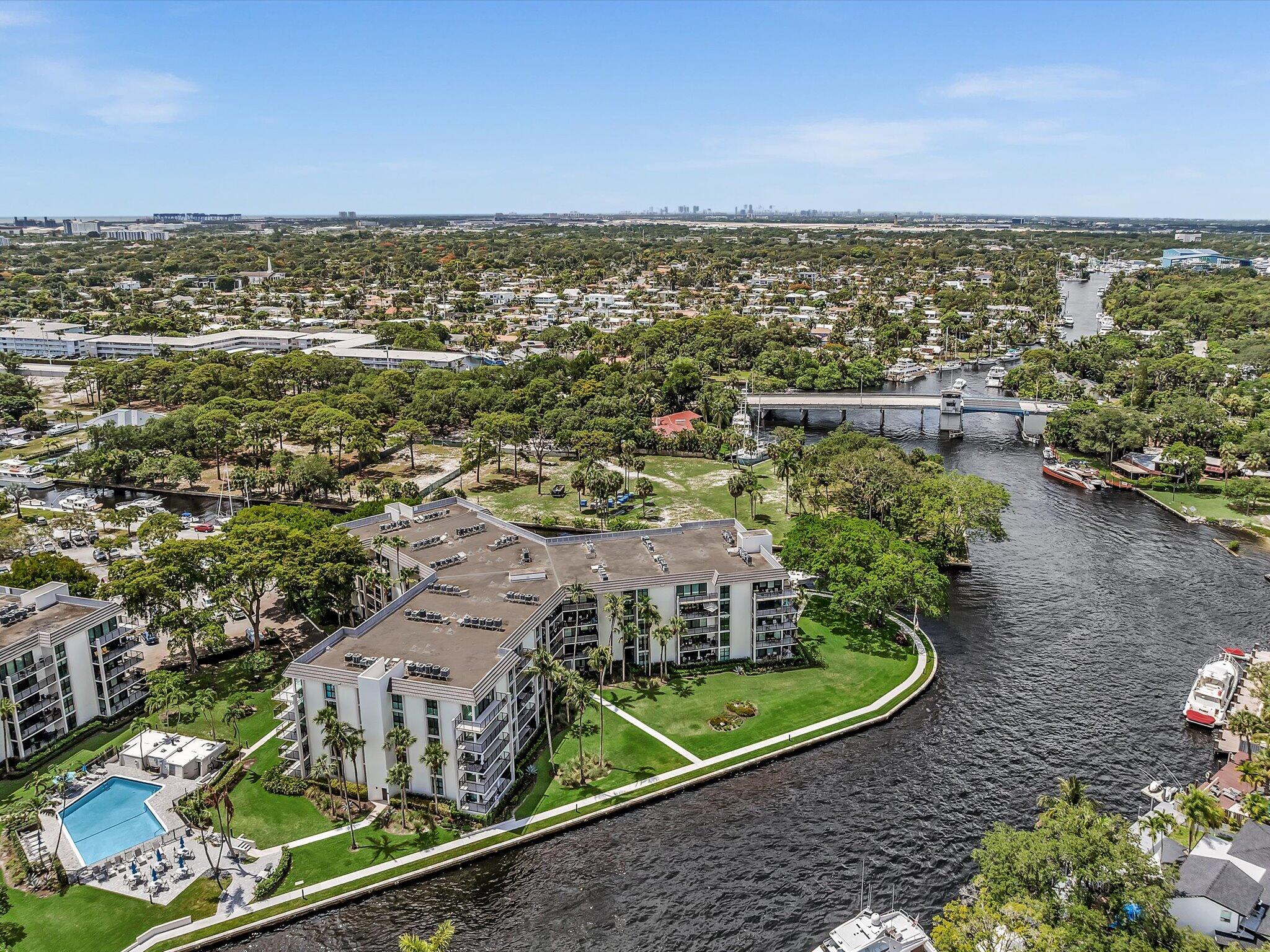 RIVER REACH CONDOMINIUM VI - Residential
