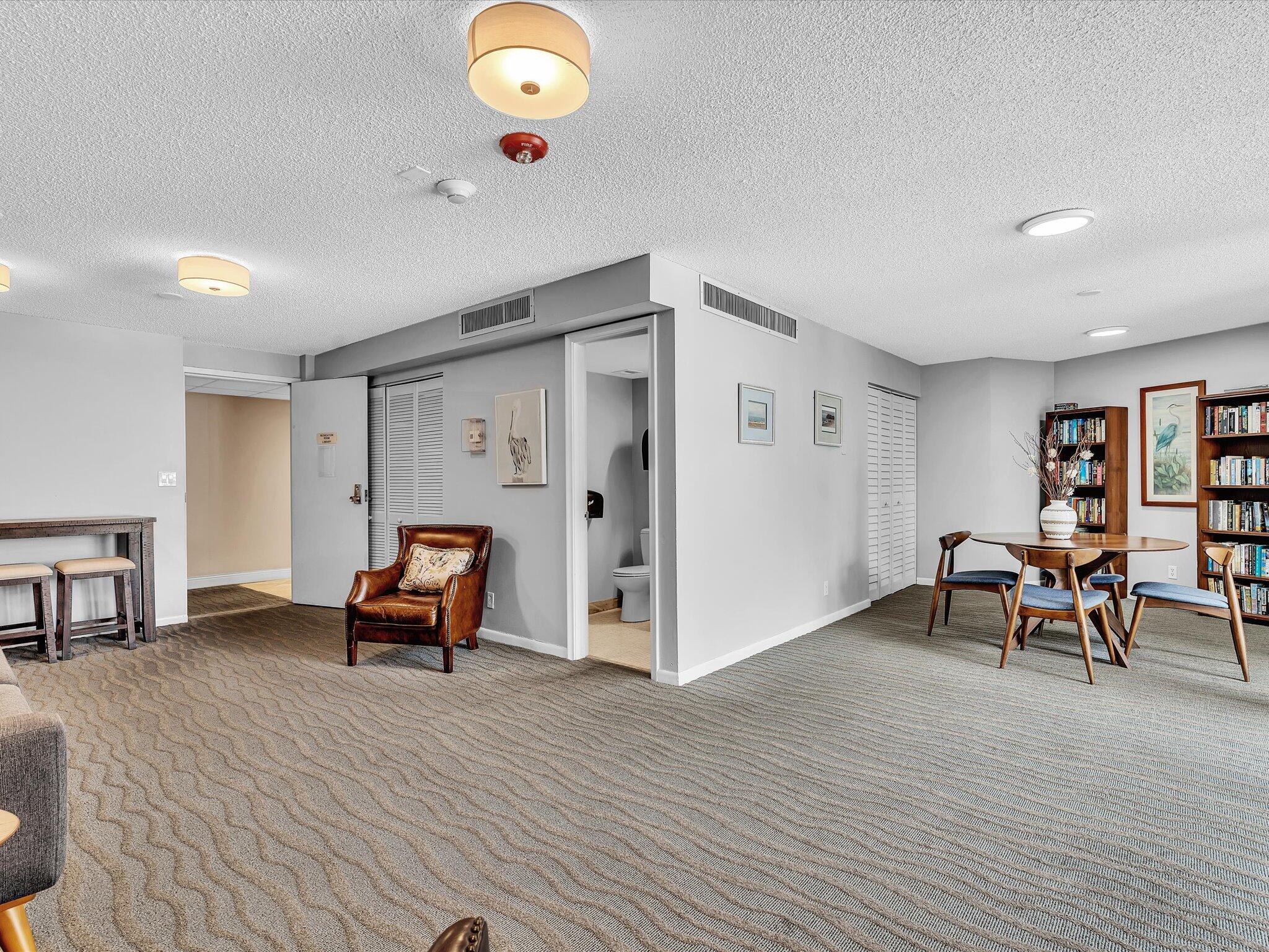 RIVER REACH CONDOMINIUM VI - Residential