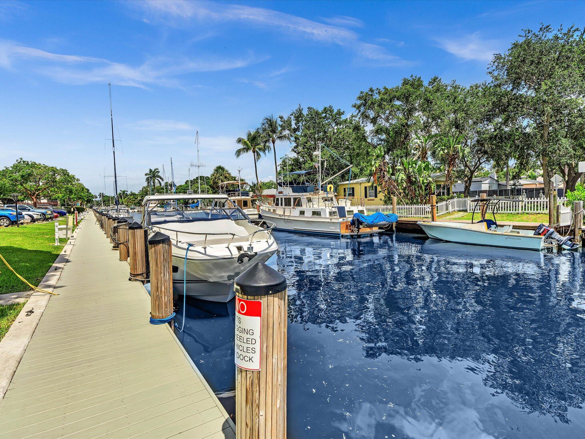 RIVER REACH CONDOMINIUM VI - Residential