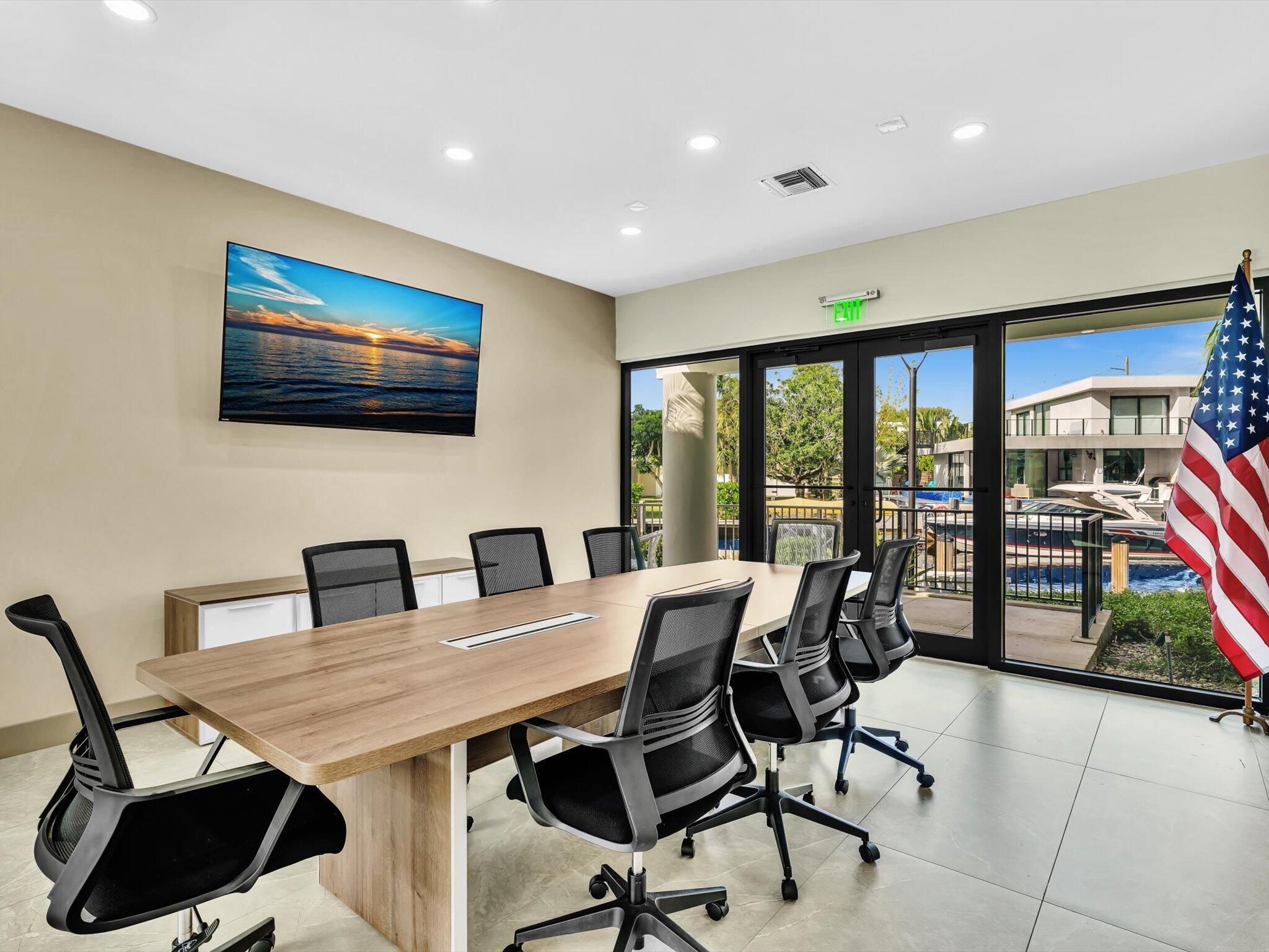RIVER REACH CONDOMINIUM VI - Residential