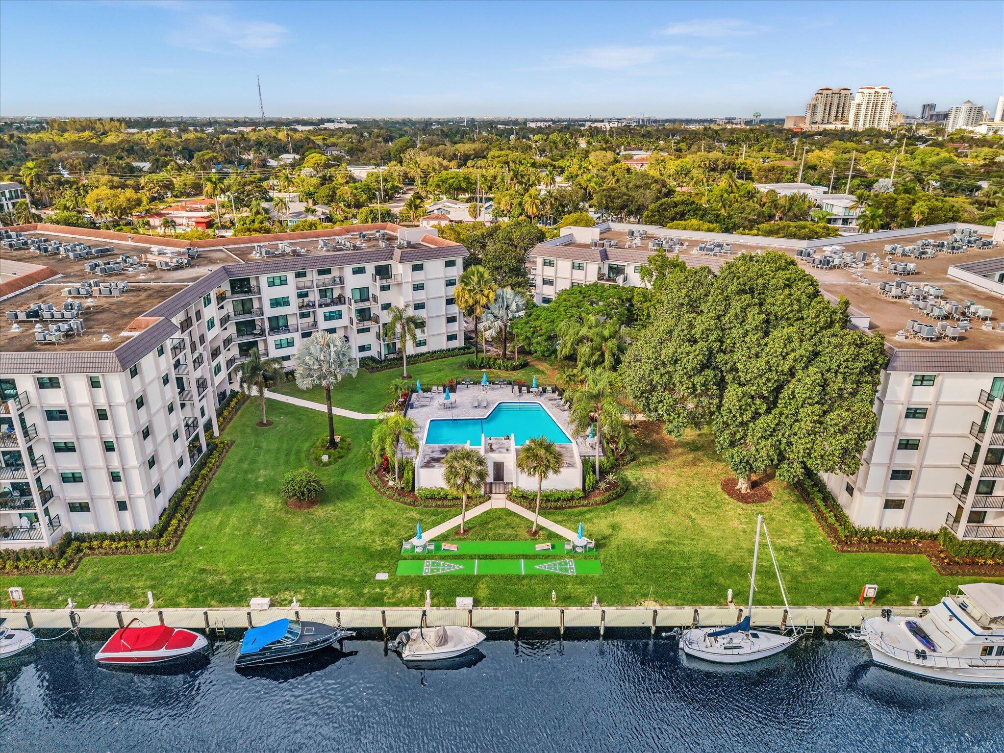 RIVER REACH CONDOMINIUM VI - Residential