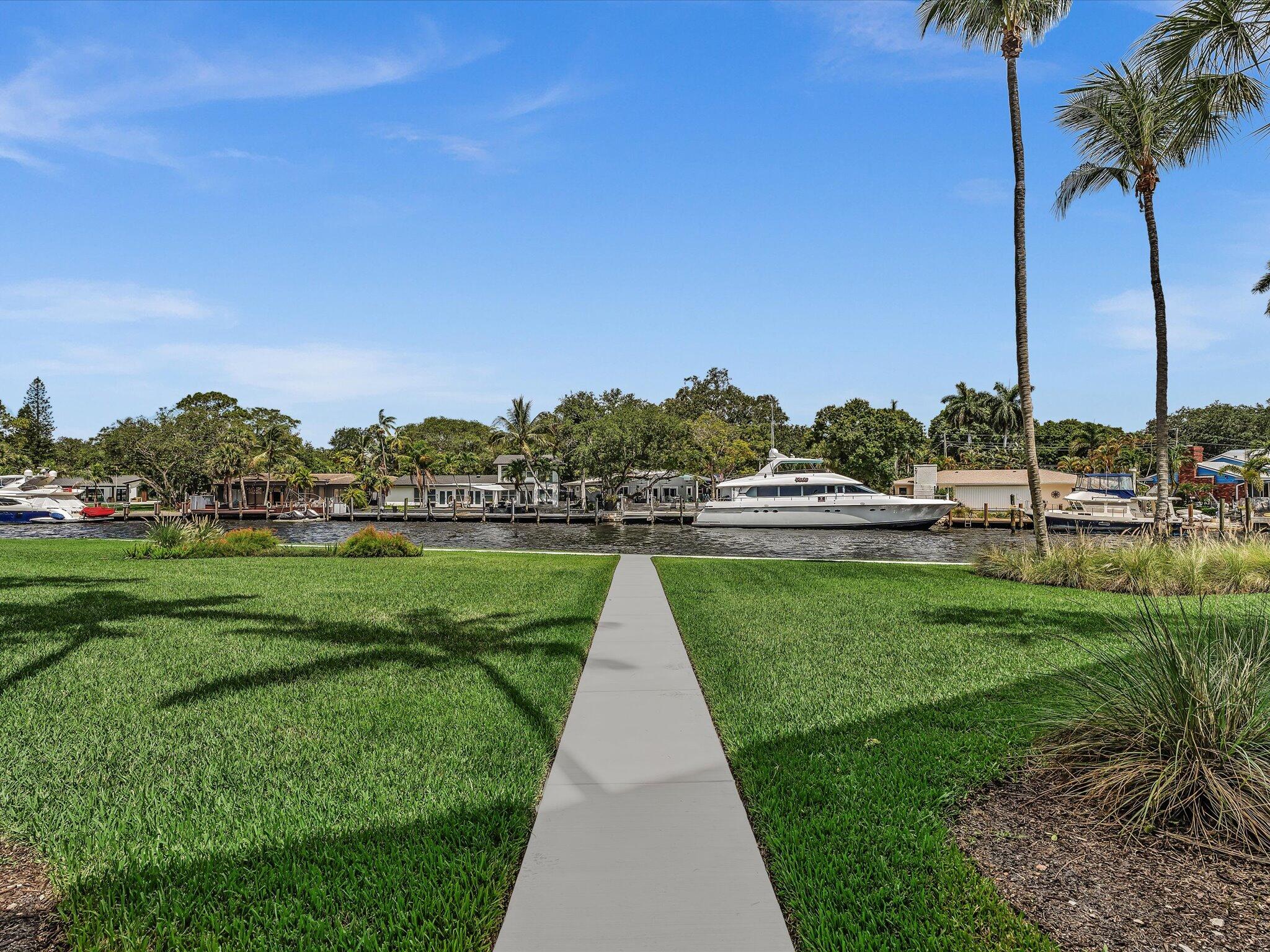 RIVER REACH CONDOMINIUM VI - Residential