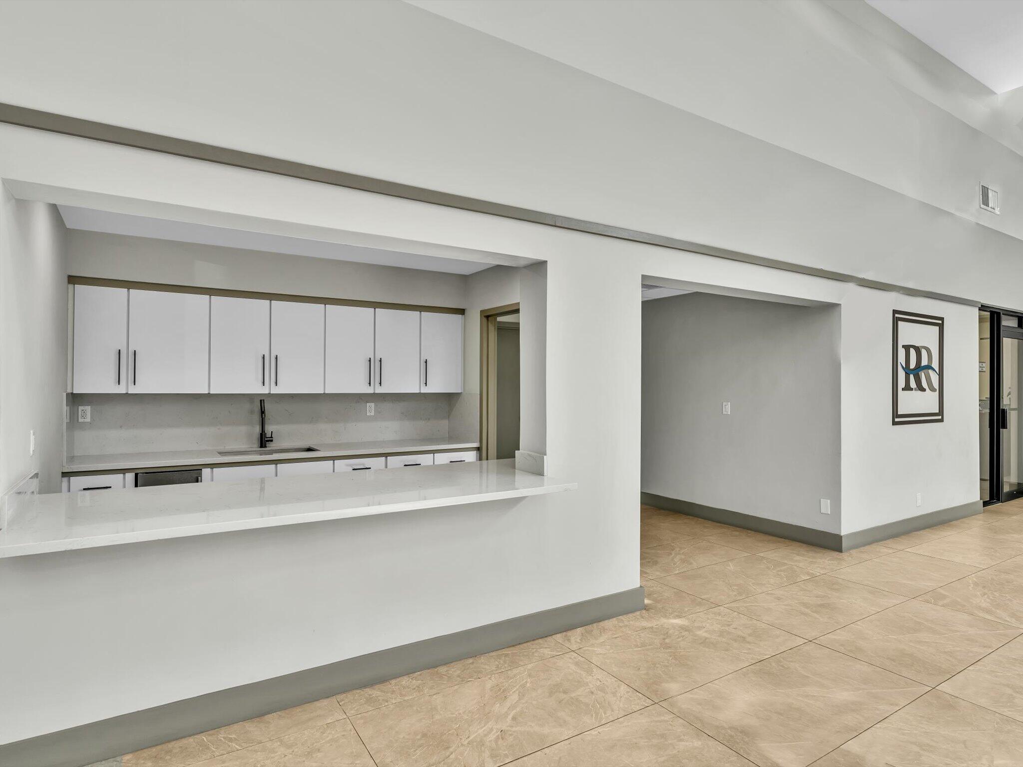 RIVER REACH CONDOMINIUM VI - Residential