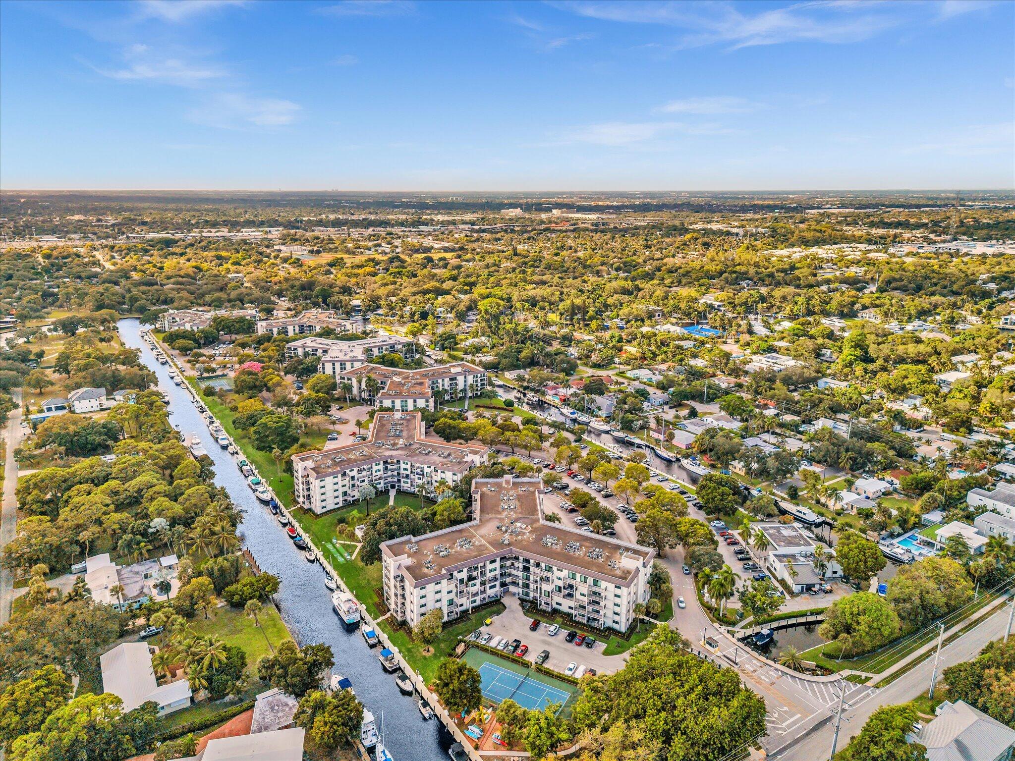 RIVER REACH CONDOMINIUM VI - Residential