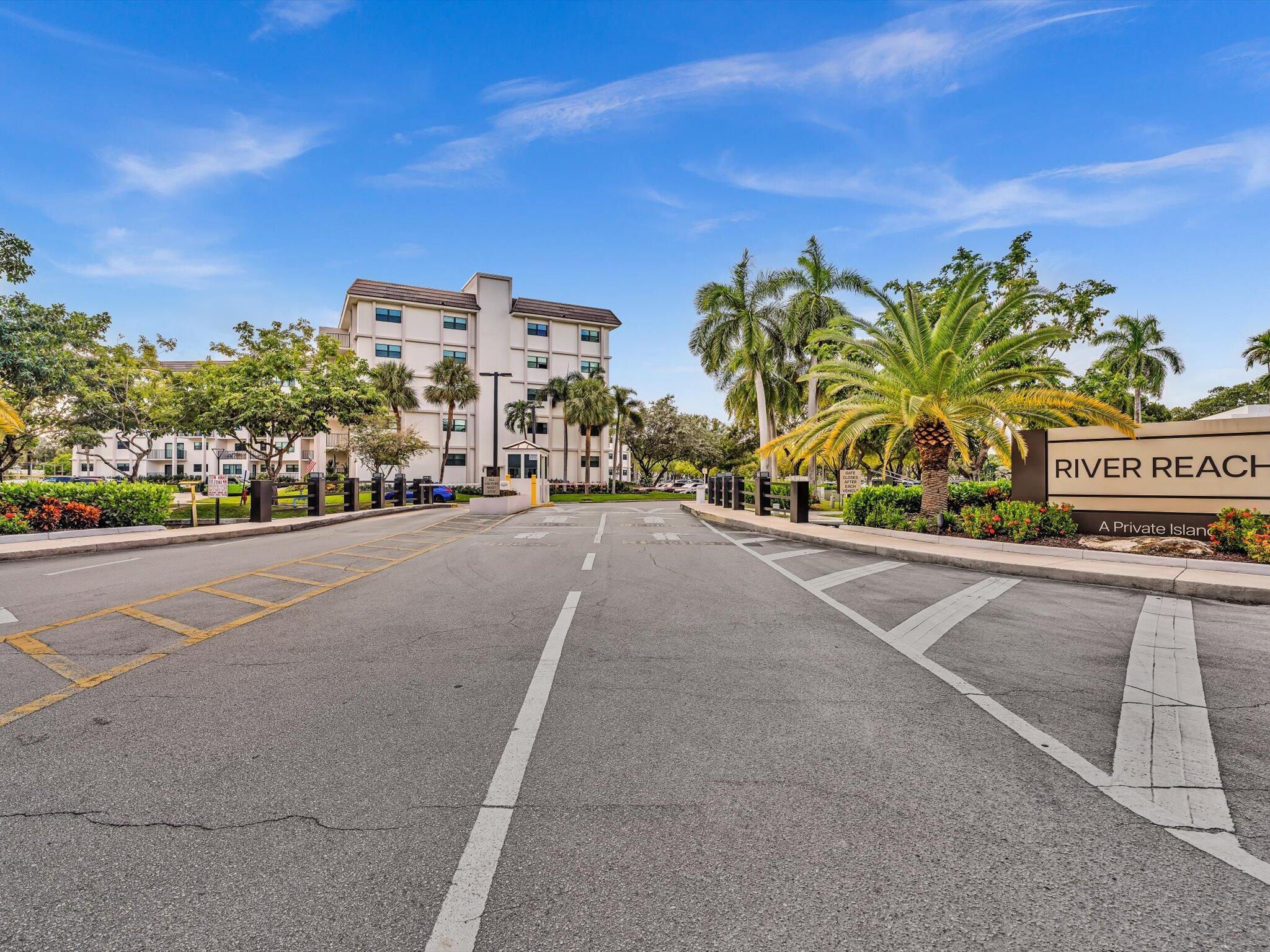 RIVER REACH CONDOMINIUM VI - Residential