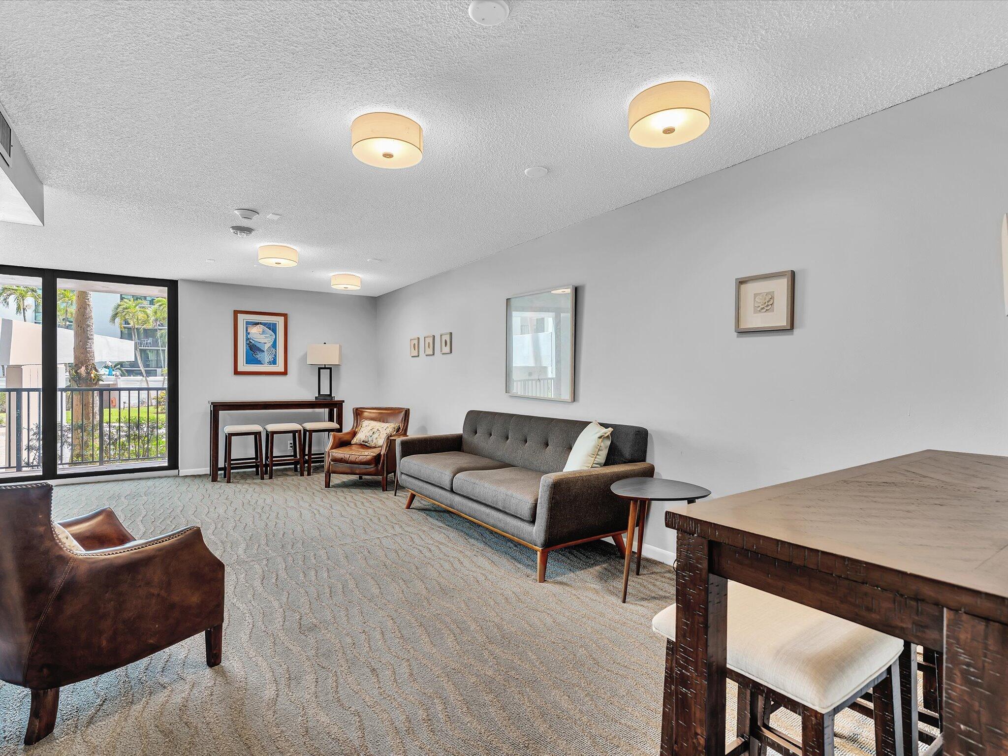 RIVER REACH CONDOMINIUM VI - Residential