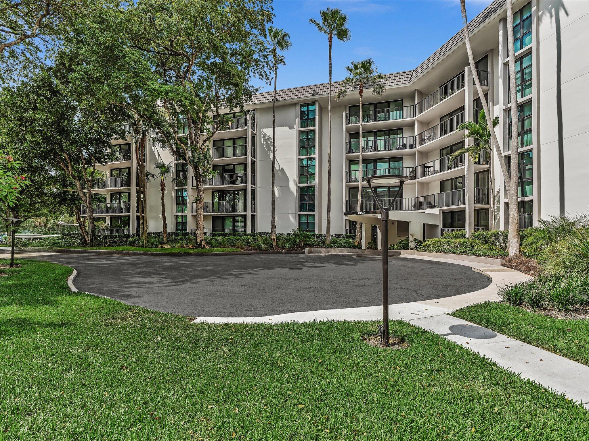 RIVER REACH CONDOMINIUM VI - Residential