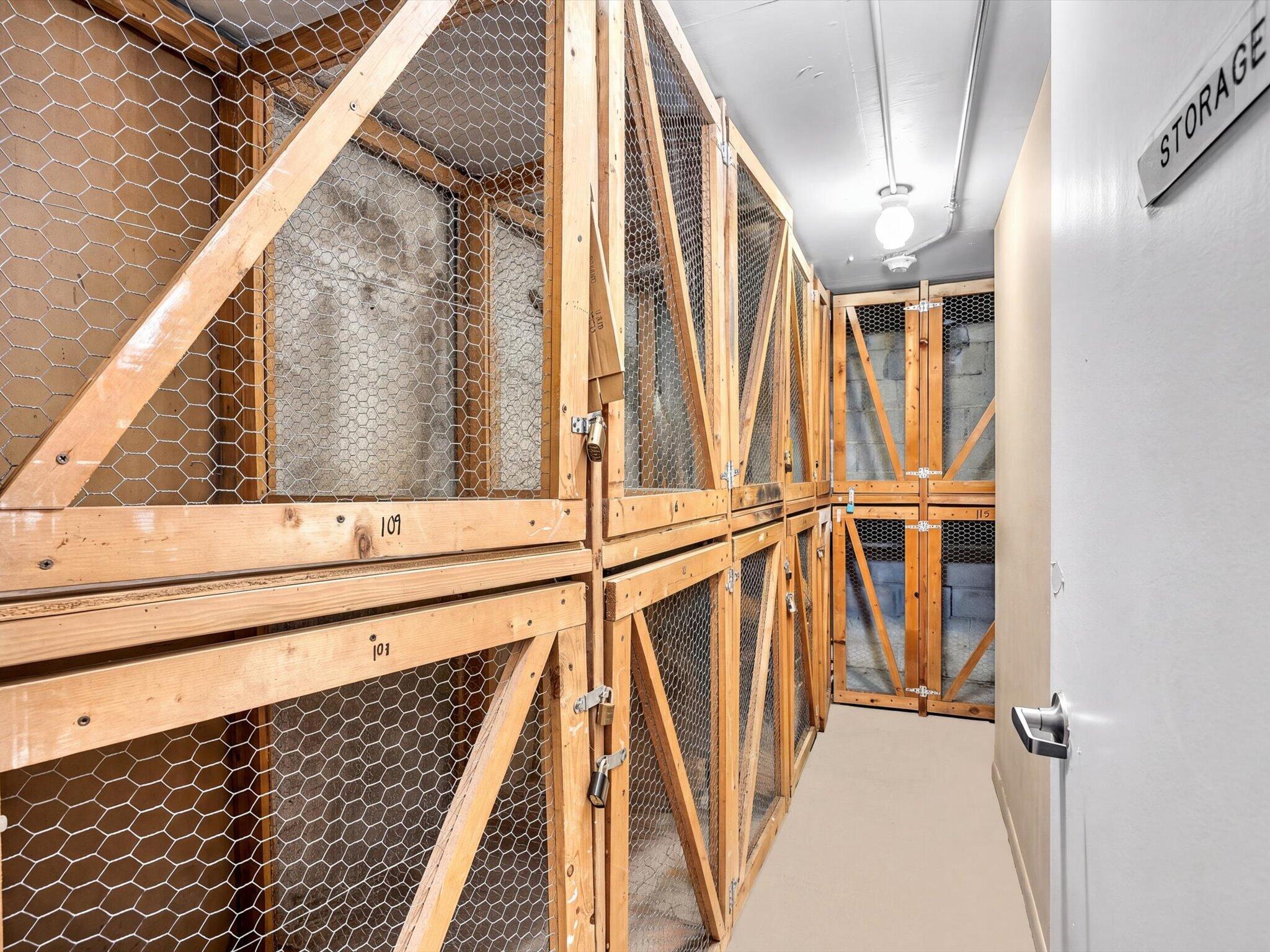 RIVER REACH CONDOMINIUM VI - Residential
