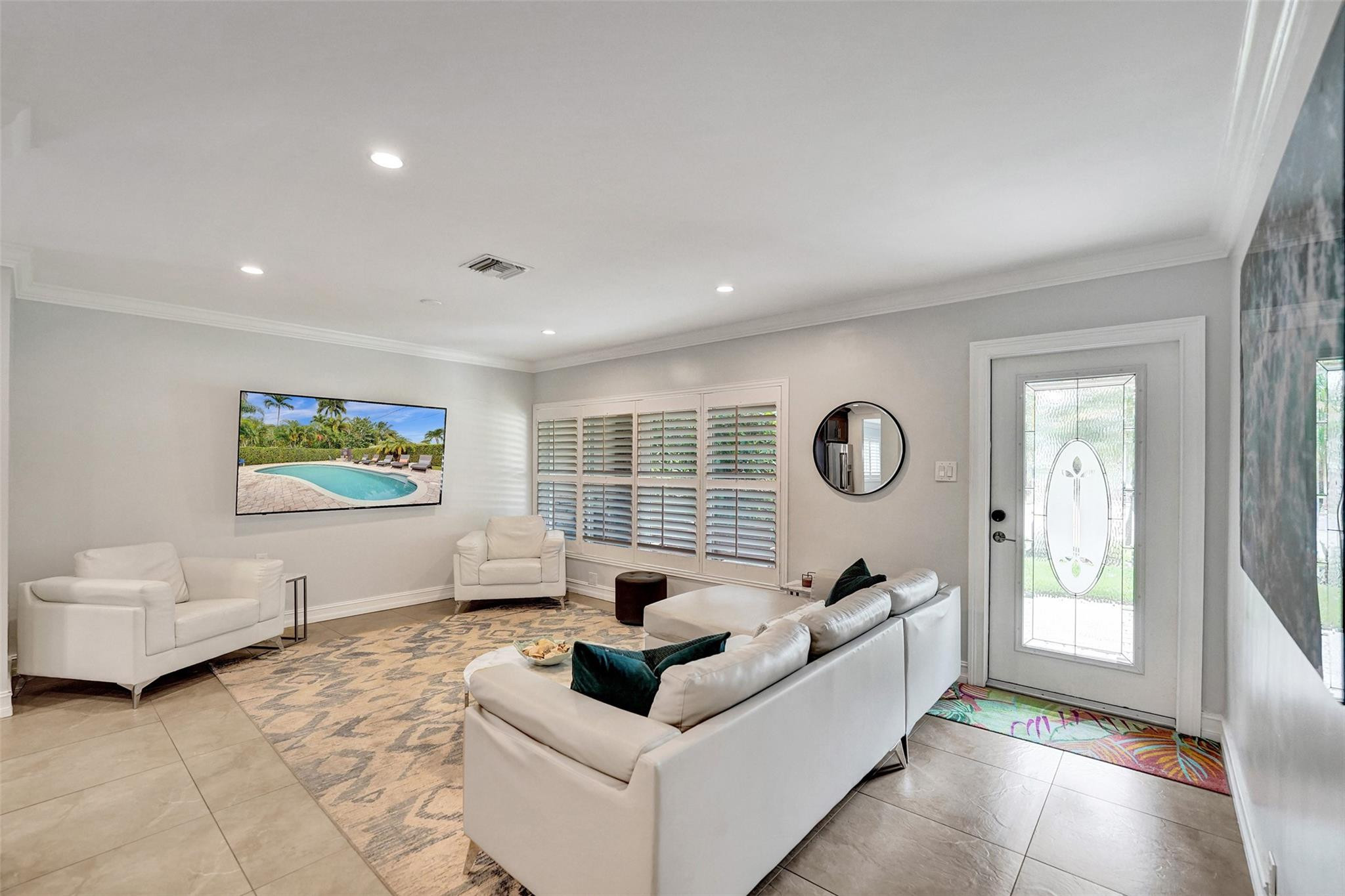 LAKE RIDGE - Residential