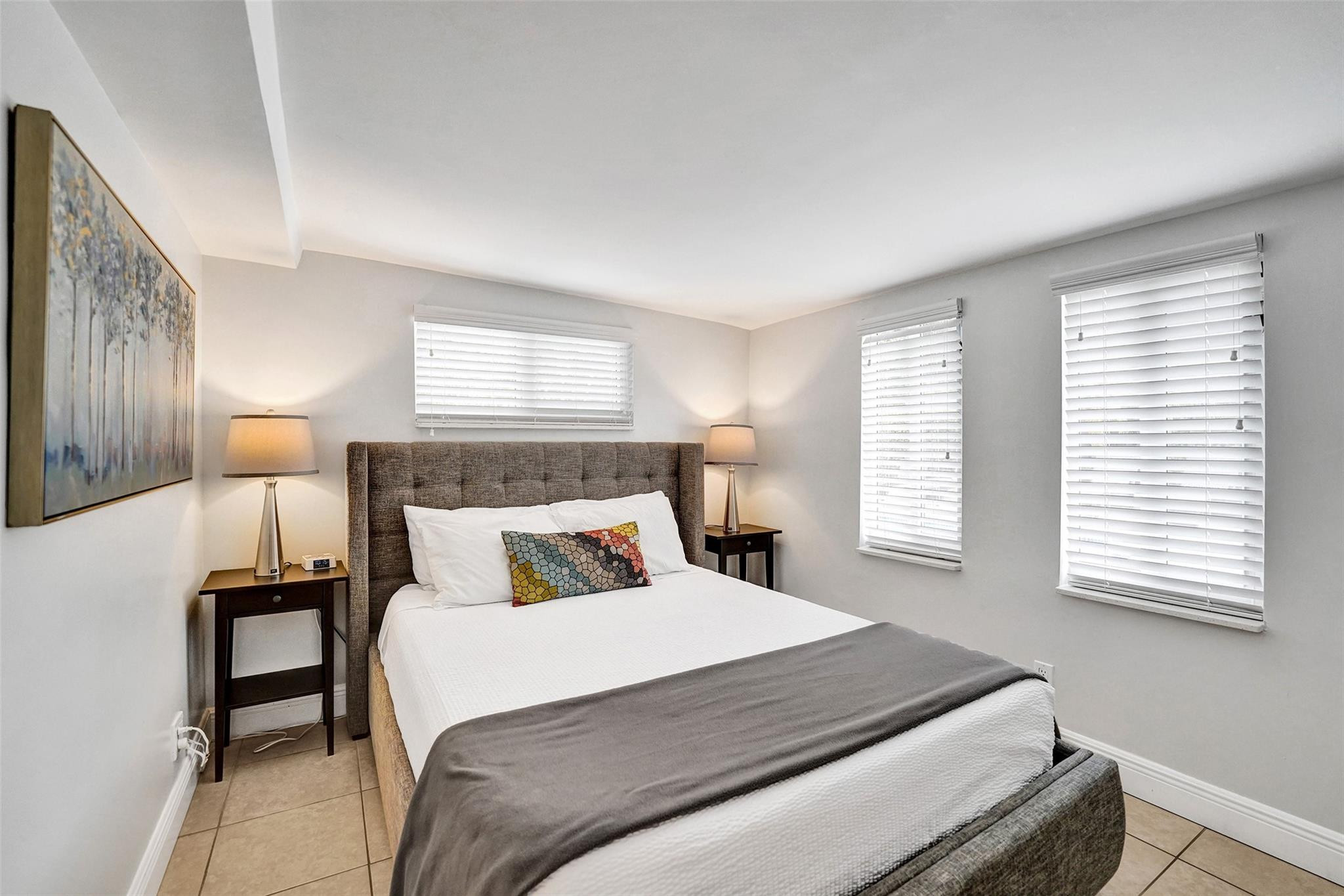 LAKE RIDGE - Residential