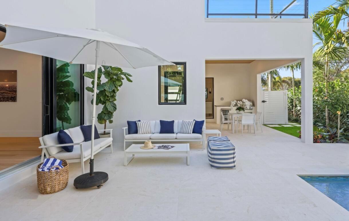 EDGEWATER - Residential