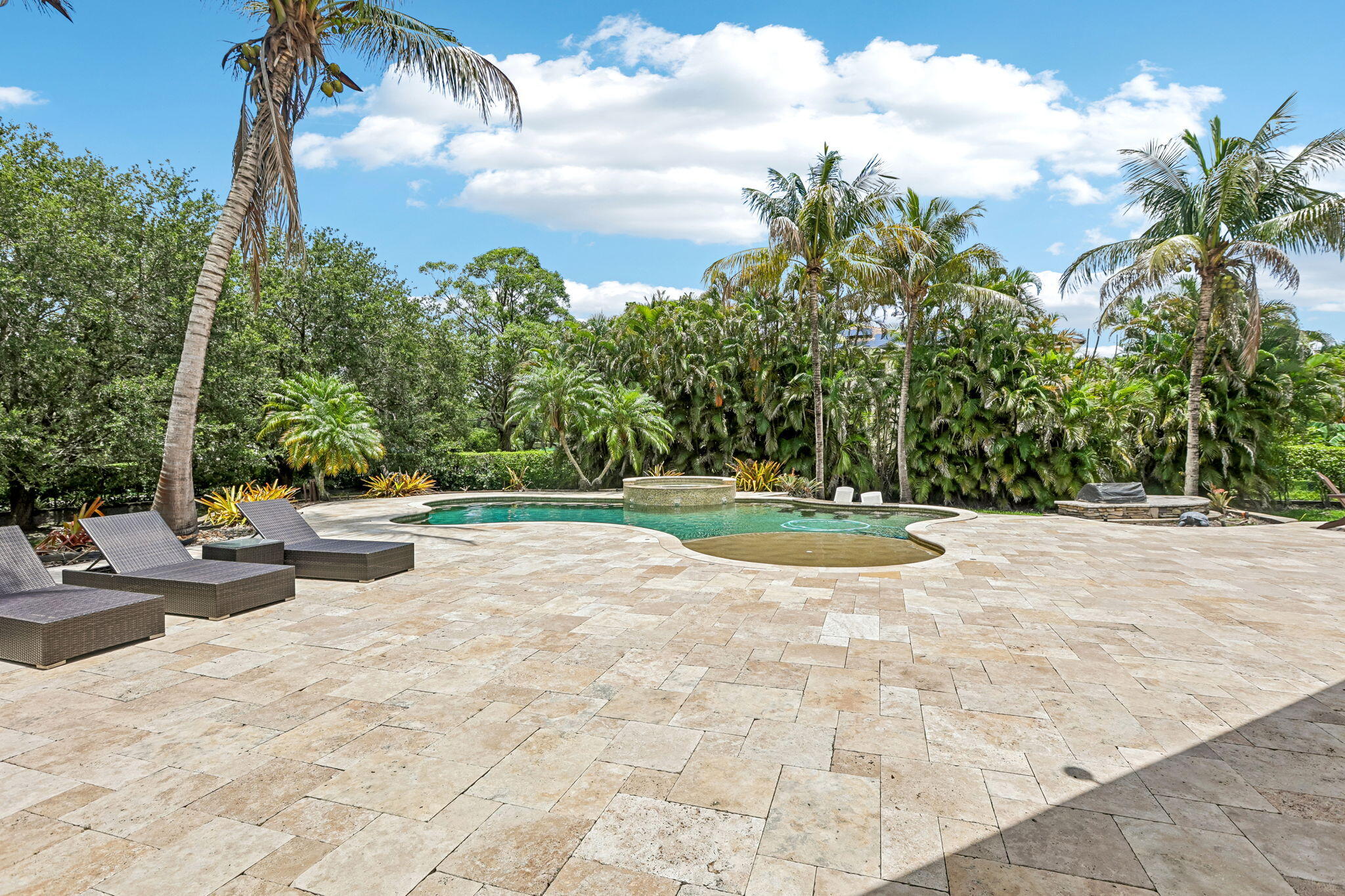 FLA FRUIT LANDS CO SUB NO 1 - Residential