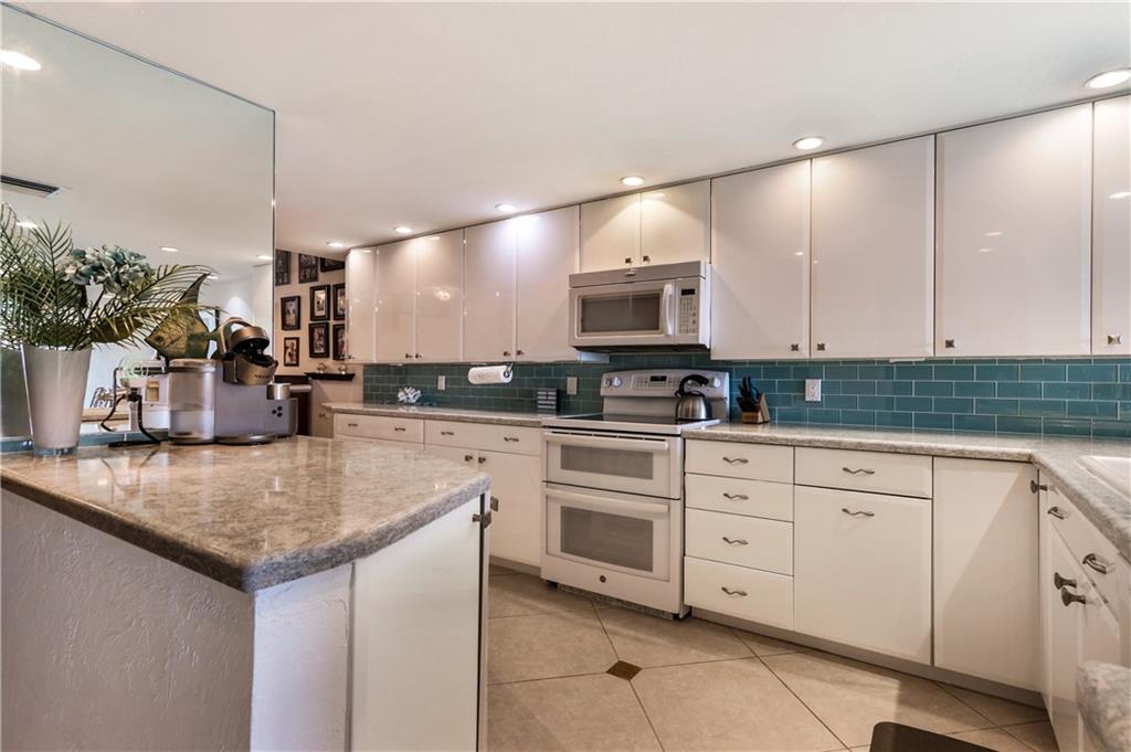 Ocean Townhomes - Residential