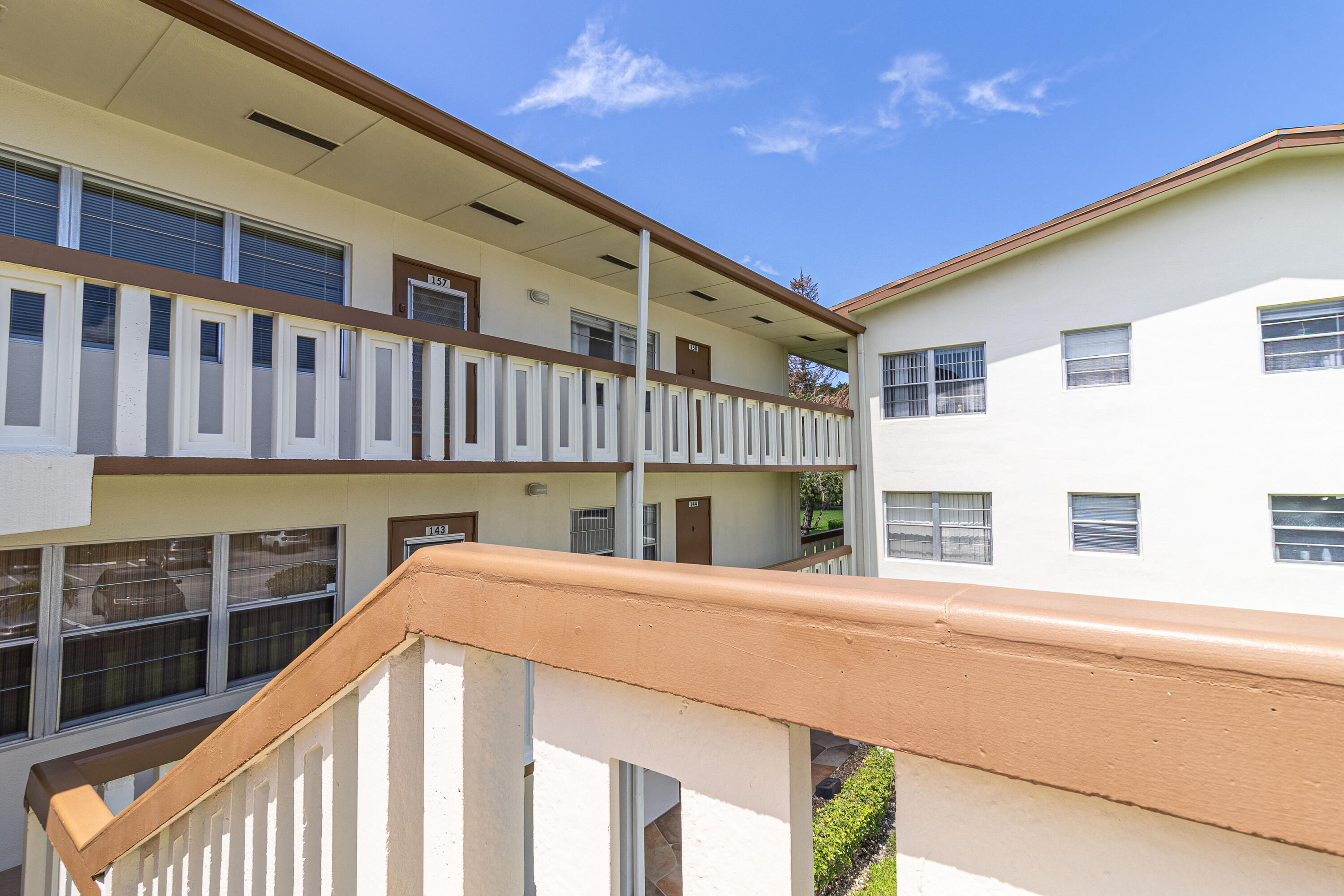 MANSFIELD AT CENTURY VILLAGE CONDO - Residential Lease