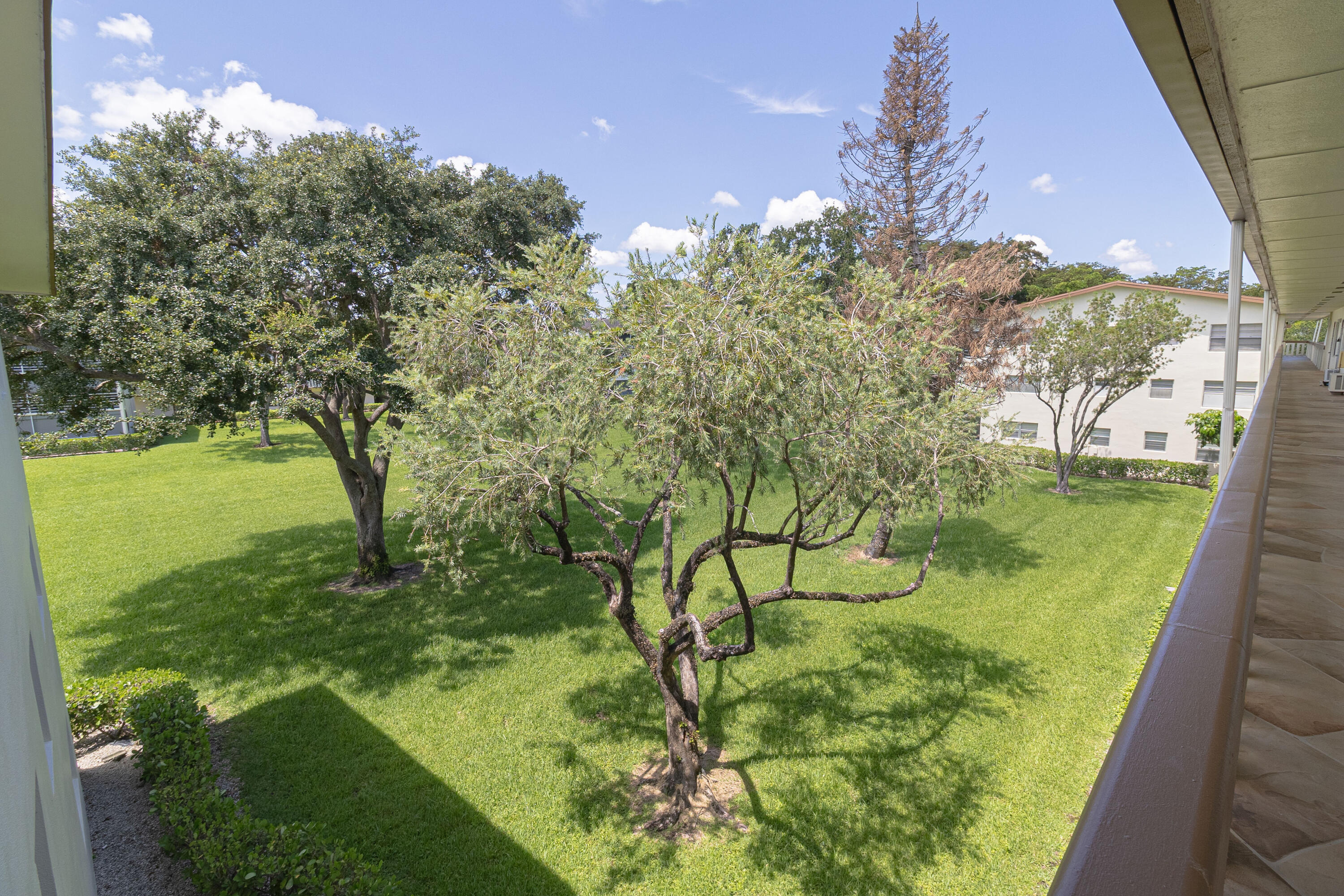 MANSFIELD AT CENTURY VILLAGE CONDO - Residential Lease