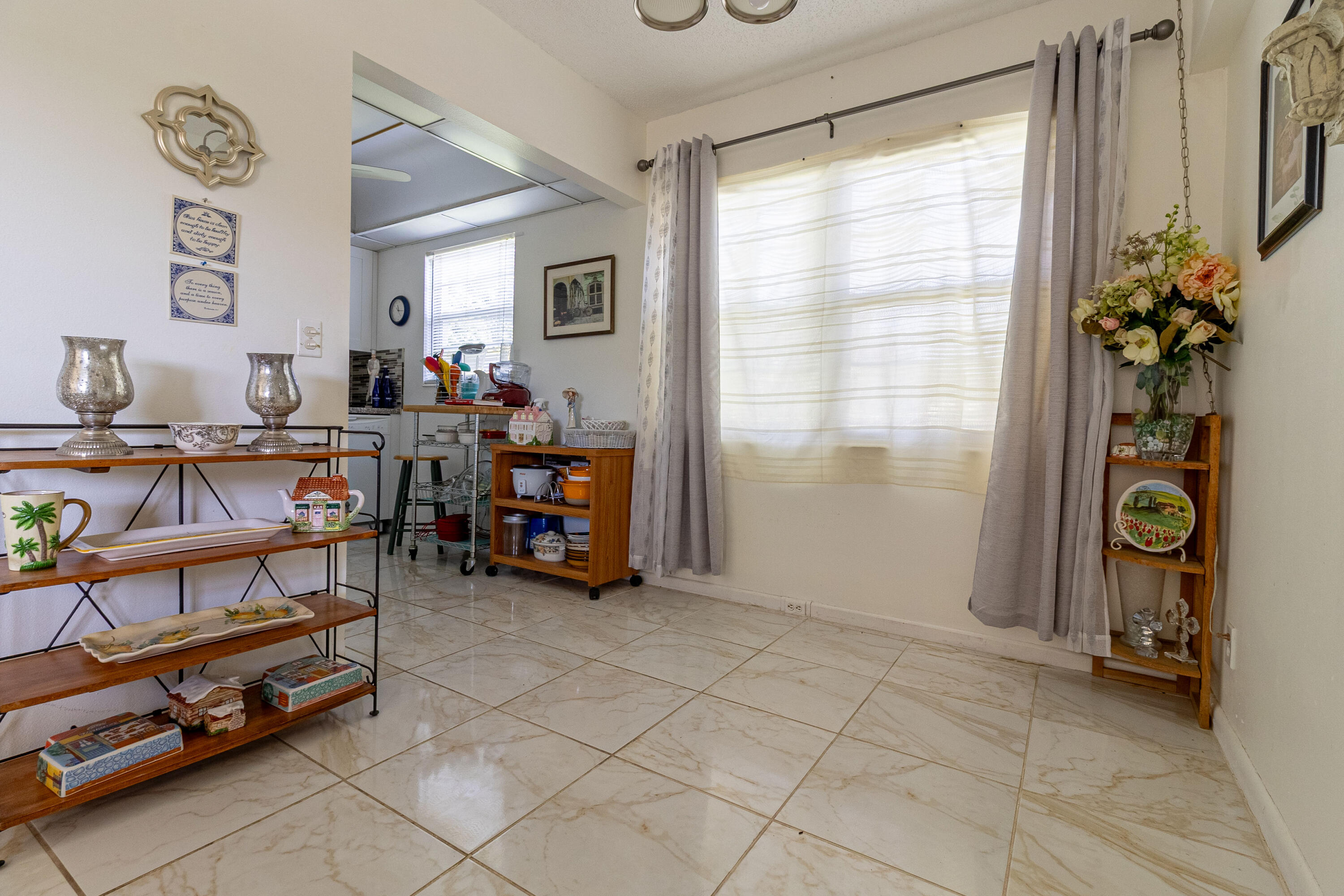 MANSFIELD AT CENTURY VILLAGE CONDO - Residential Lease